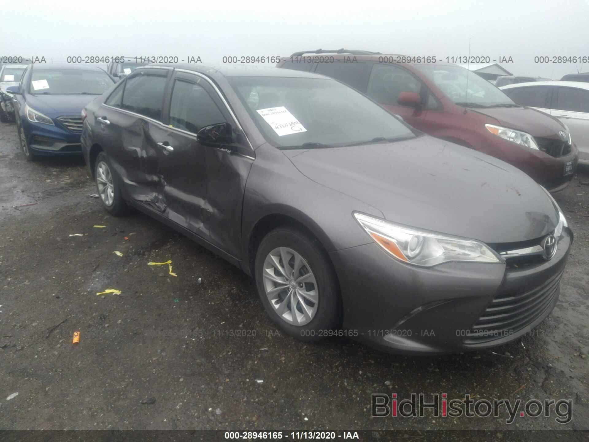 Photo 4T4BF1FK6FR508692 - TOYOTA CAMRY 2015