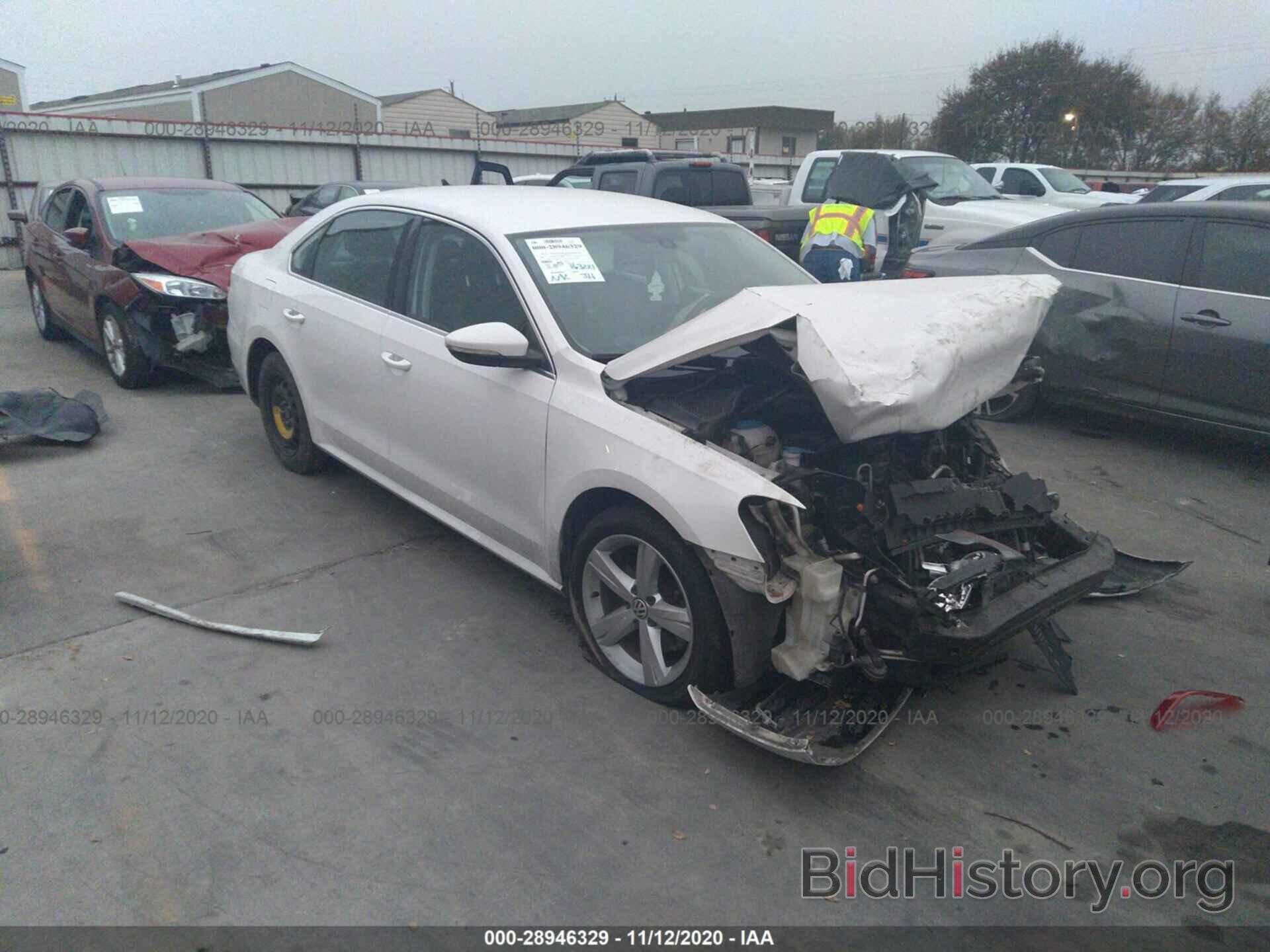 Photo 1VWBH7A39CC060782 - VOLKSWAGEN PASSAT 2012