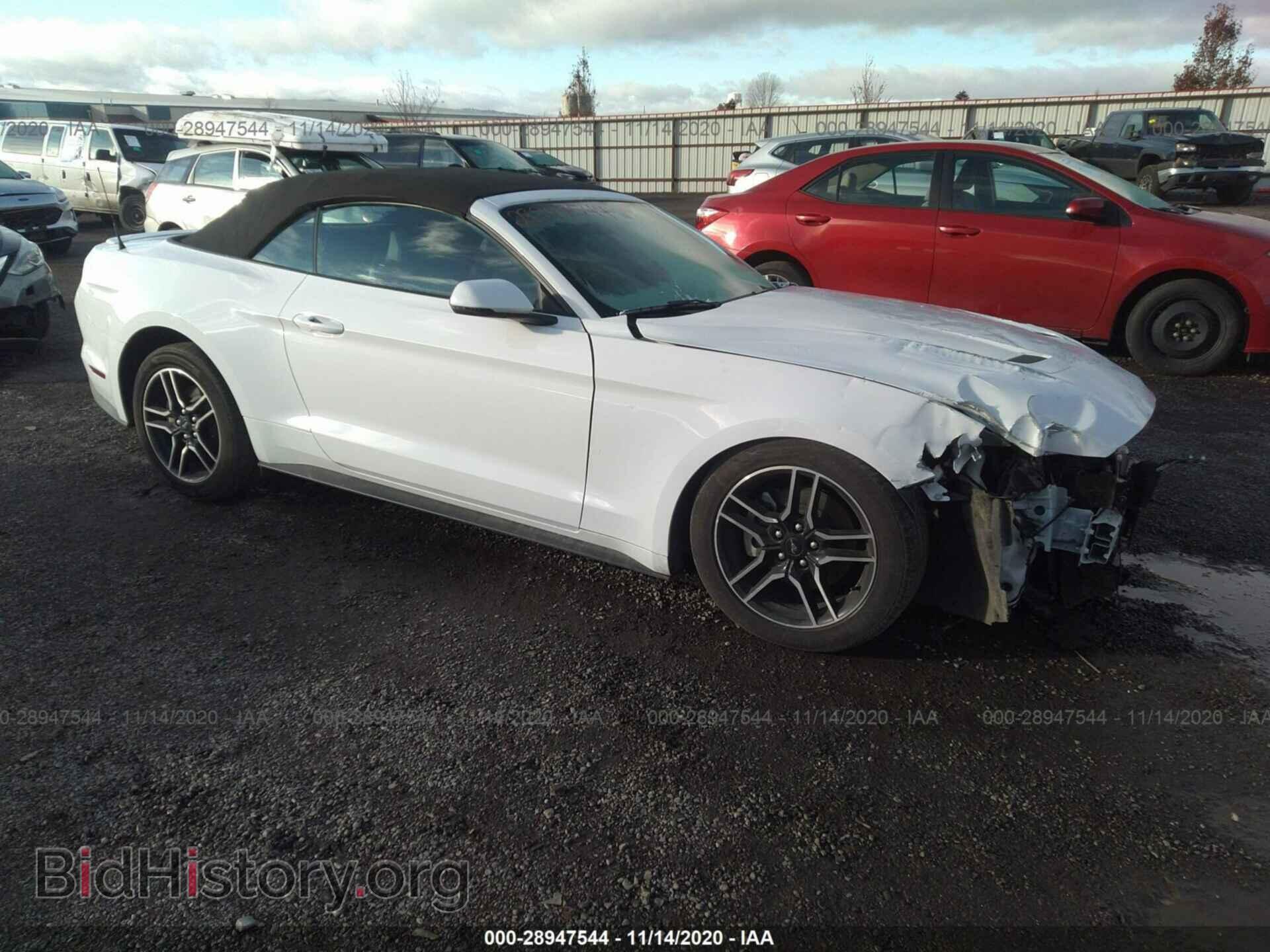 Photo 1FATP8UH3L5137860 - FORD MUSTANG 2020