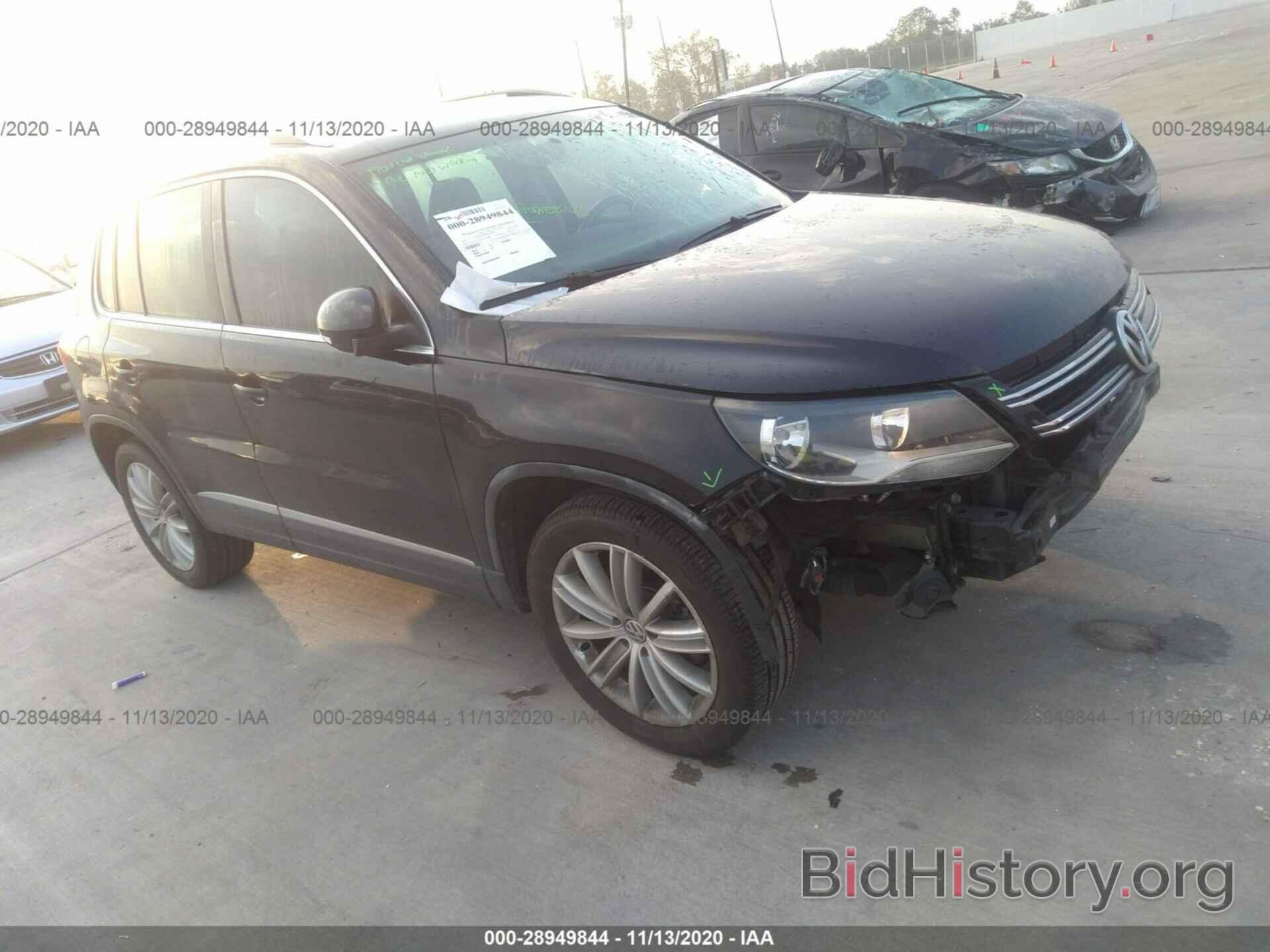 Photo WVGAV7AX4CW503893 - VOLKSWAGEN TIGUAN 2012