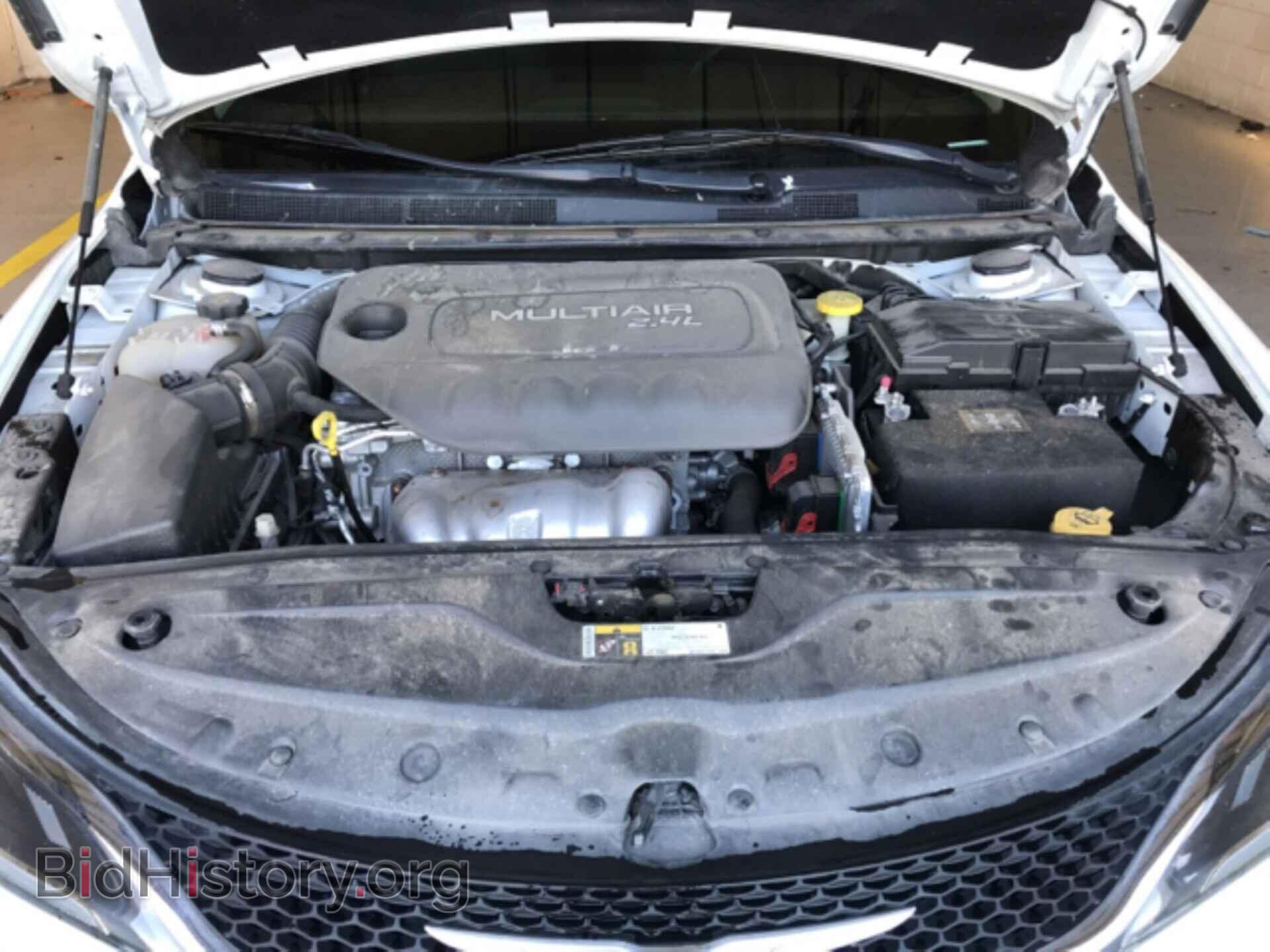 2016 CHRYSLER 200 - VIN: 1C3CCCAB0GN156384 - Фото 6