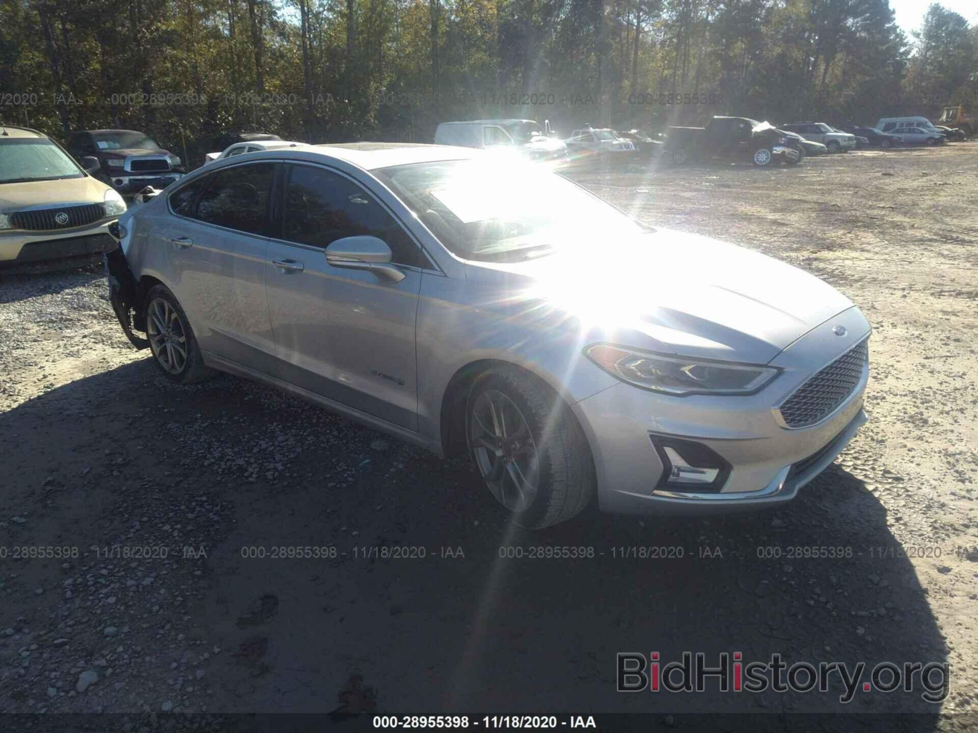 Photo 3FA6P0RU4KR119996 - FORD FUSION HYBRID 2019