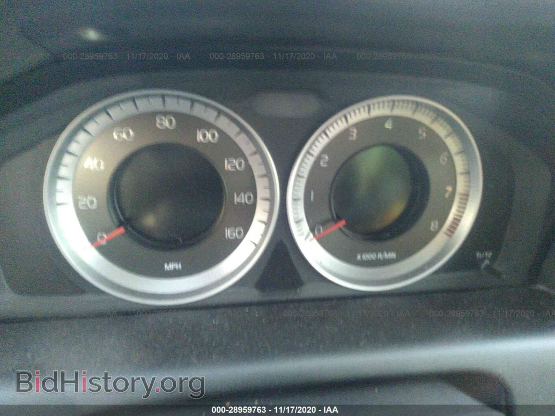 2012 VOLVO XC60 - VIN: YV4940DL4C2273688 - Фото 7