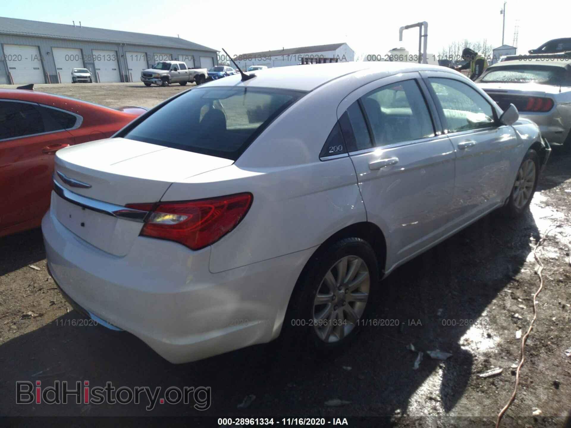 2012 CHRYSLER 200 - VIN: 1C3CCBBB5CN105255 - Фото 4