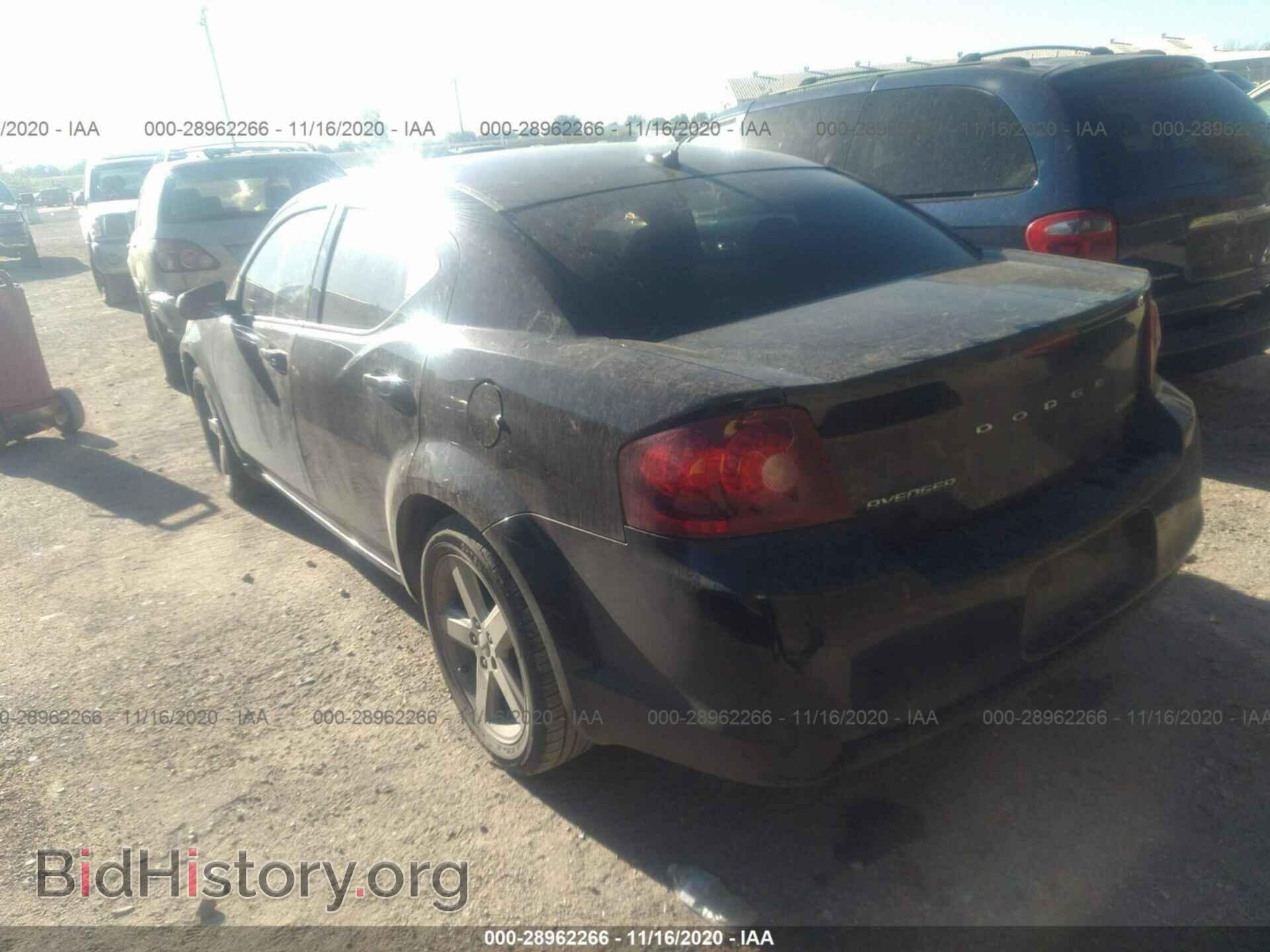 2011 DODGE AVENGER - VIN: 1B3BD4FB0BN591905 - Фото 3