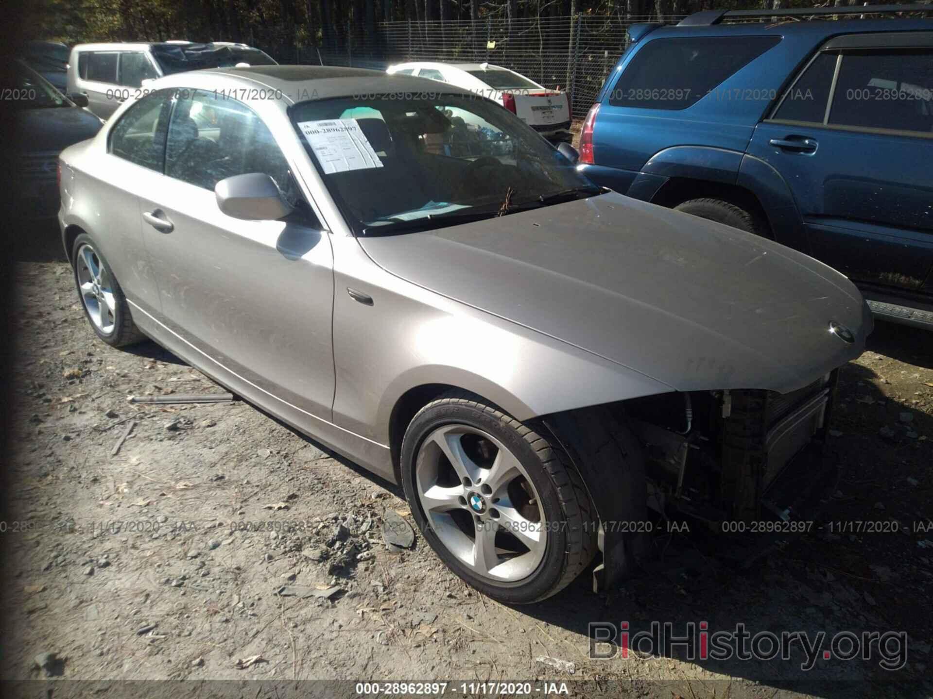 Photo WBAUP7C59BVK78962 - BMW 1 SERIES 2011