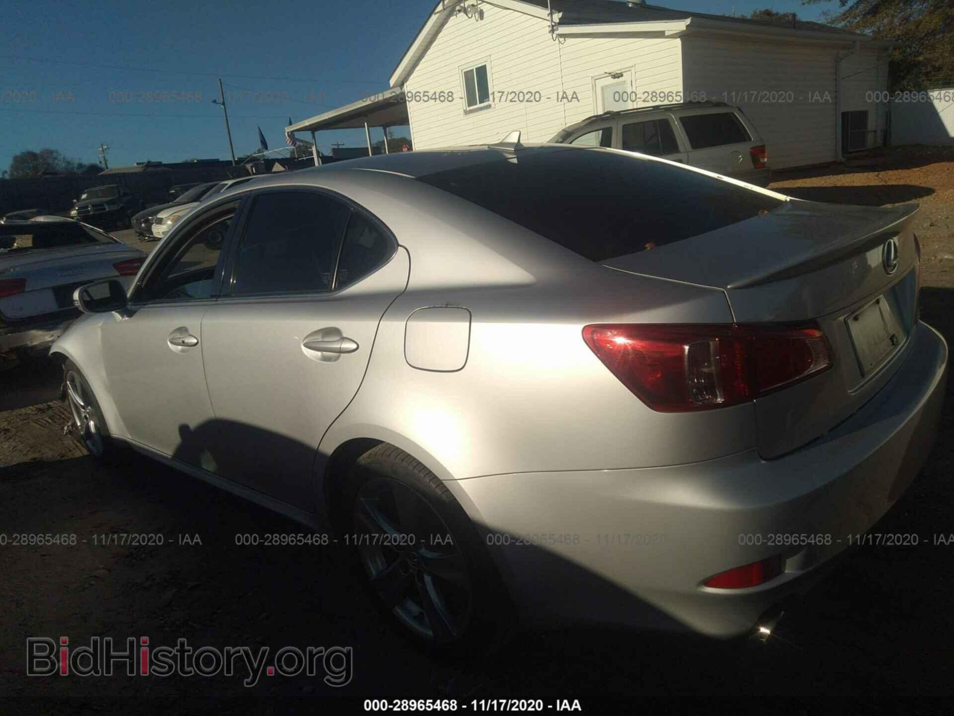 2011 LEXUS IS 250 - VIN: JTHBF5C20B2101367 - Photo 3