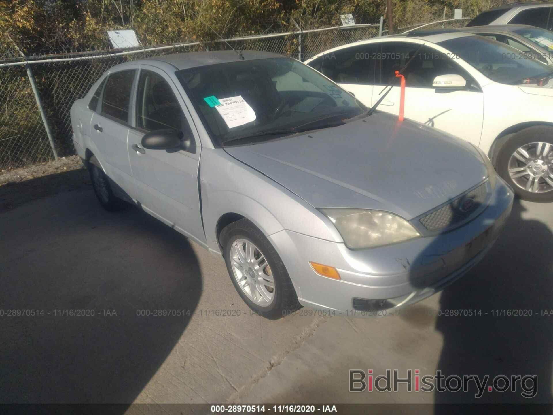 Фотография 1FAFP34N15W162761 - FORD FOCUS 2005