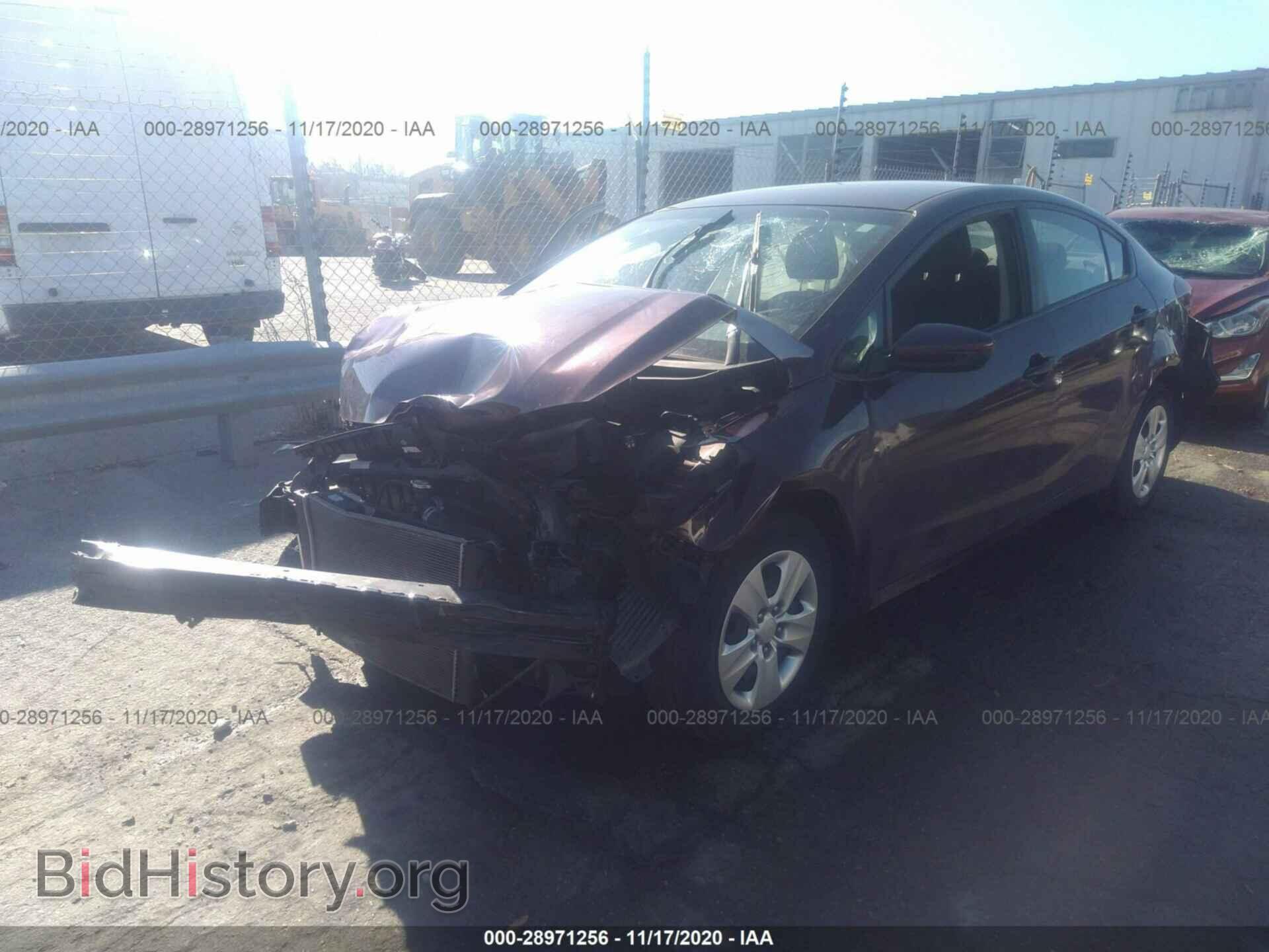 2017 KIA FORTE - VIN: 3KPFK4A70HE027757 - Photo 2