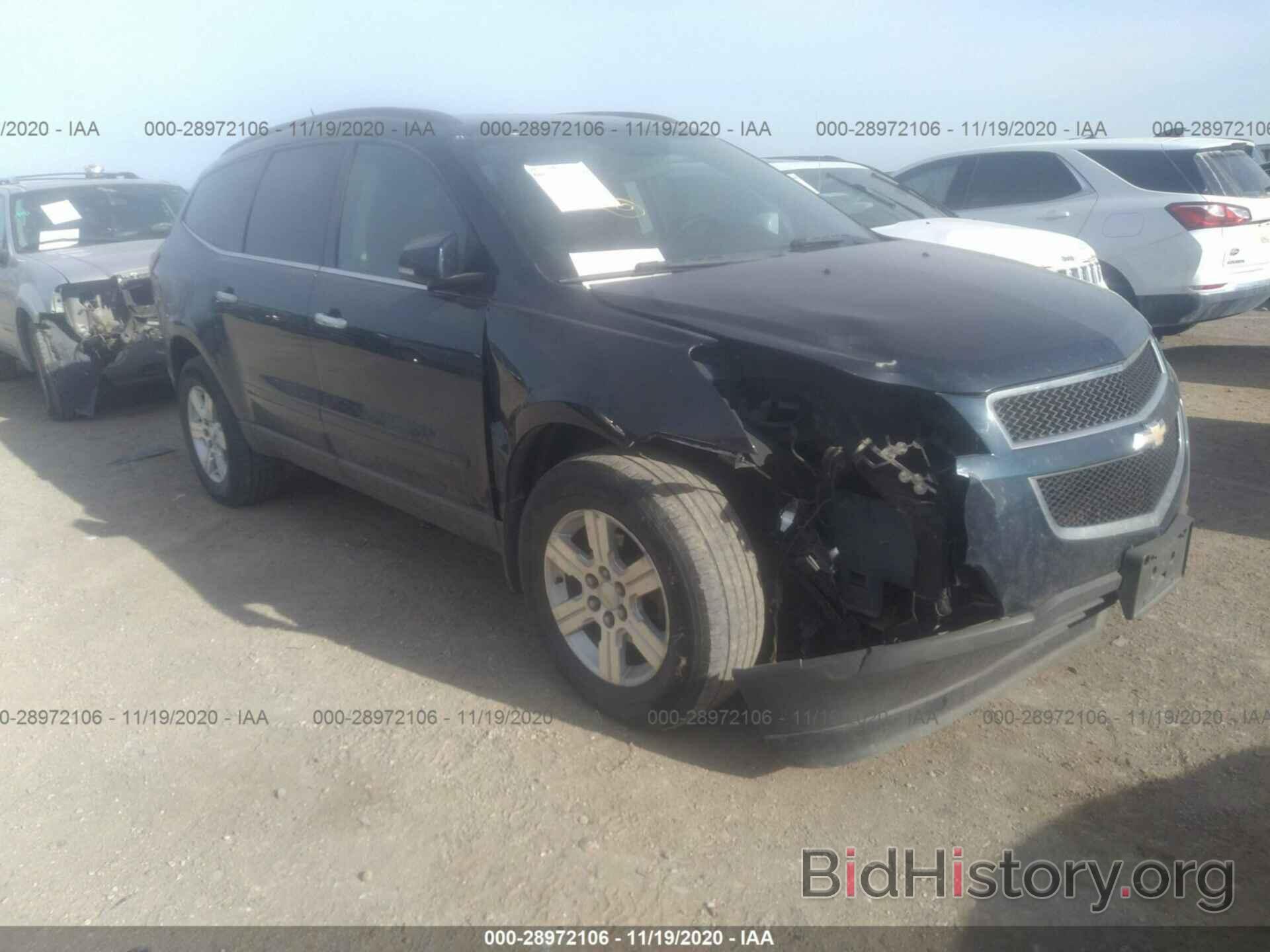 Photo 1GNKVGED7BJ225387 - CHEVROLET TRAVERSE 2011