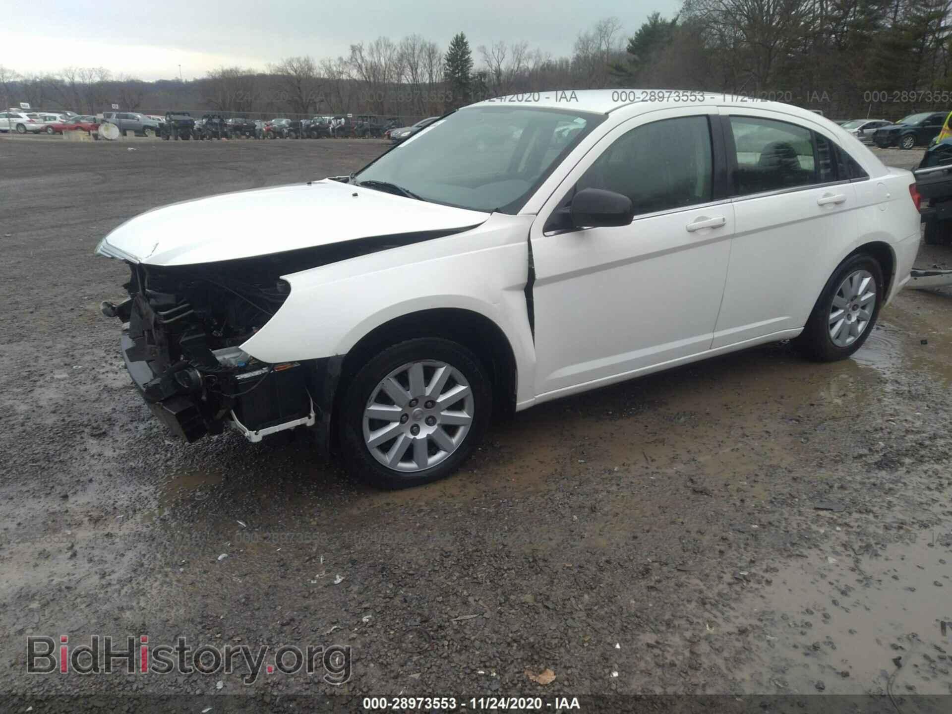 2010 CHRYSLER SEBRING - VIN: 1C3CC4FB1AN148686 - Фото 2