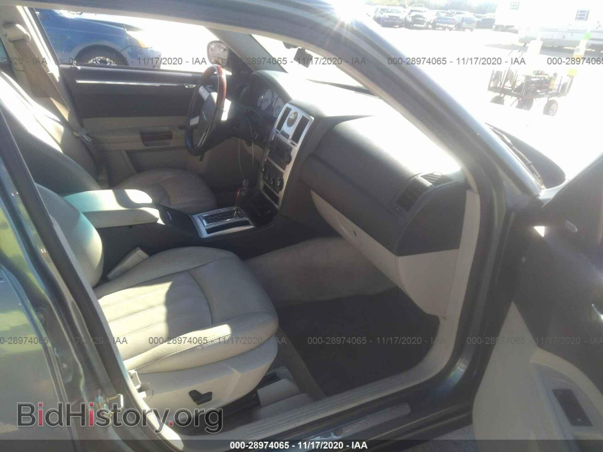 2006 CHRYSLER 300 - VIN: 2C3KA63H06H101977 - Фото 5