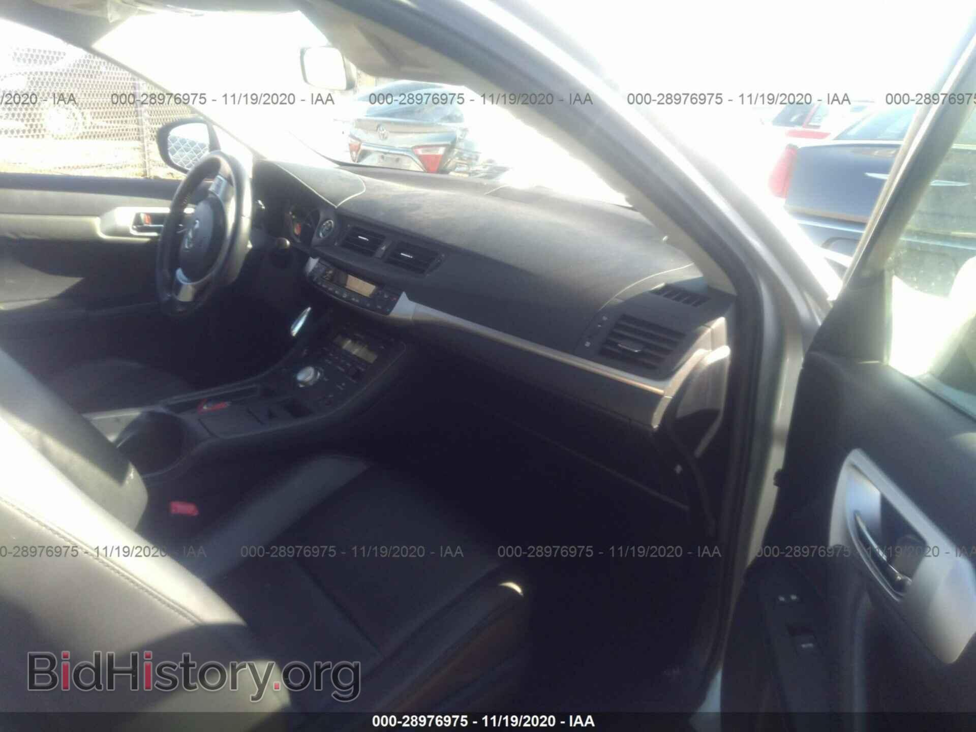 2011 LEXUS CT 200H - VIN: JTHKD5BH5B2042568 - Фото 5