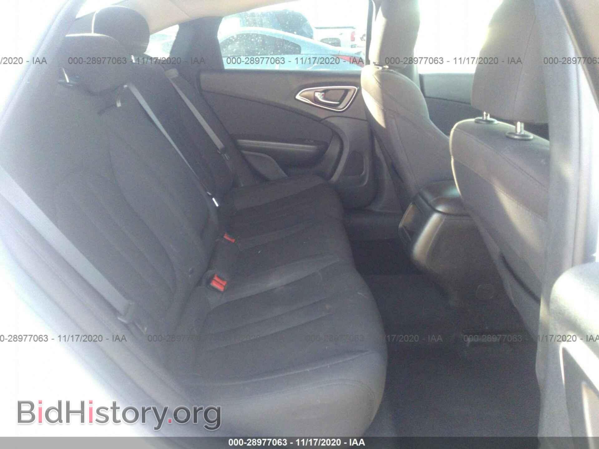 2016 CHRYSLER 200 - VIN: 1C3CCCAB2GN129395 - Фото 8