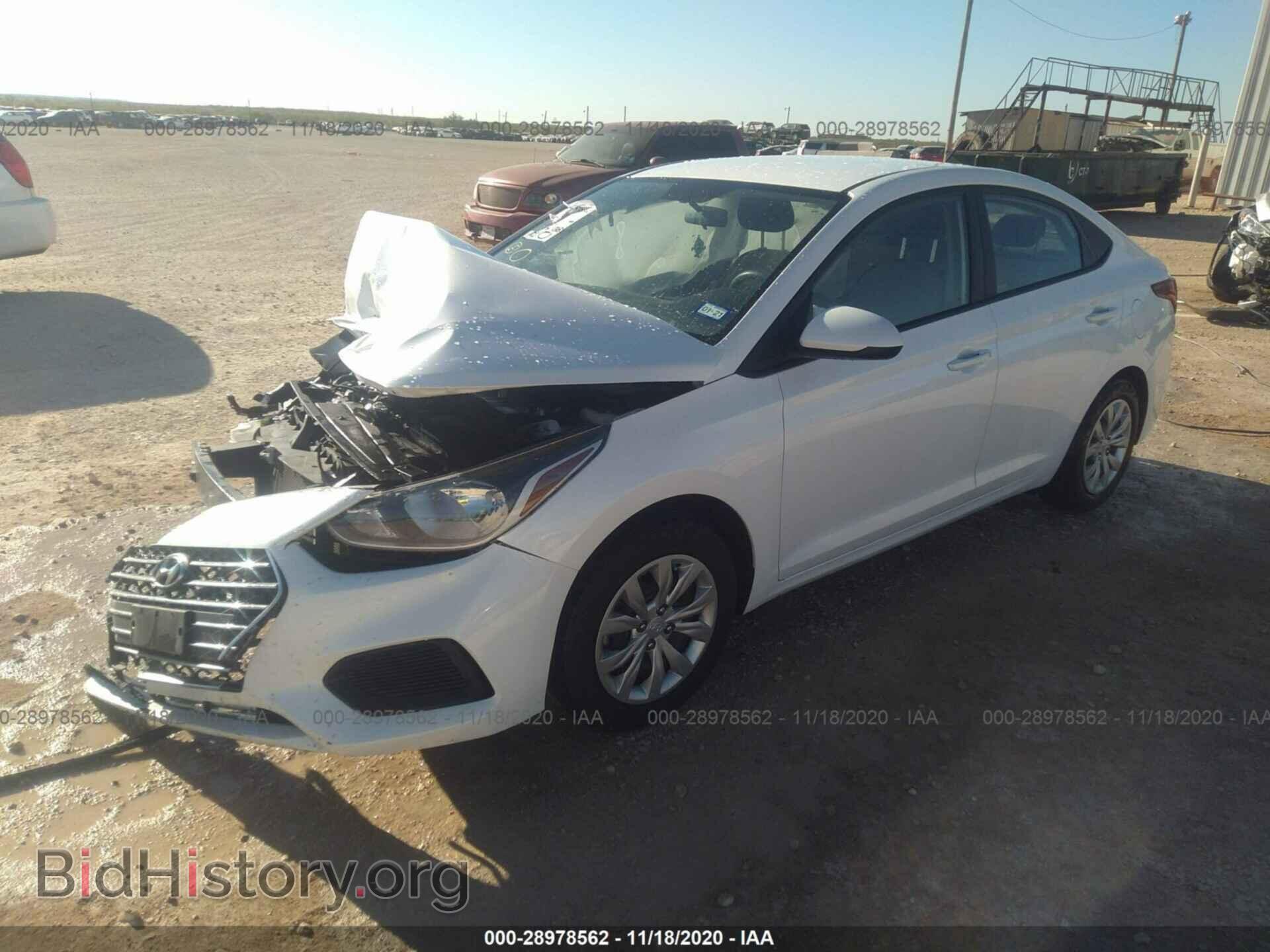 2019 HYUNDAI ACCENT - VIN: 3KPC24A30KE041262 - Фото 2