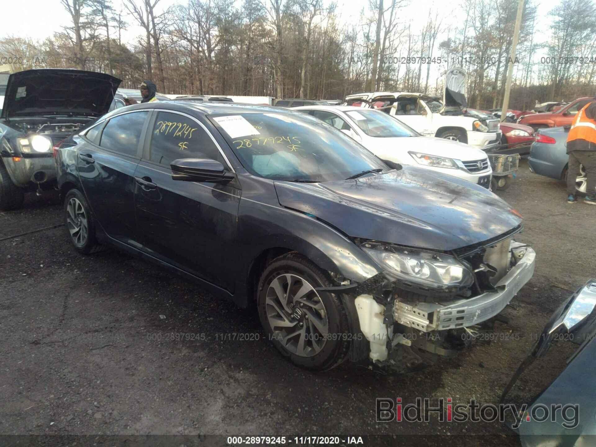 Photo 19XFC2F71GE084154 - HONDA CIVIC SEDAN 2016