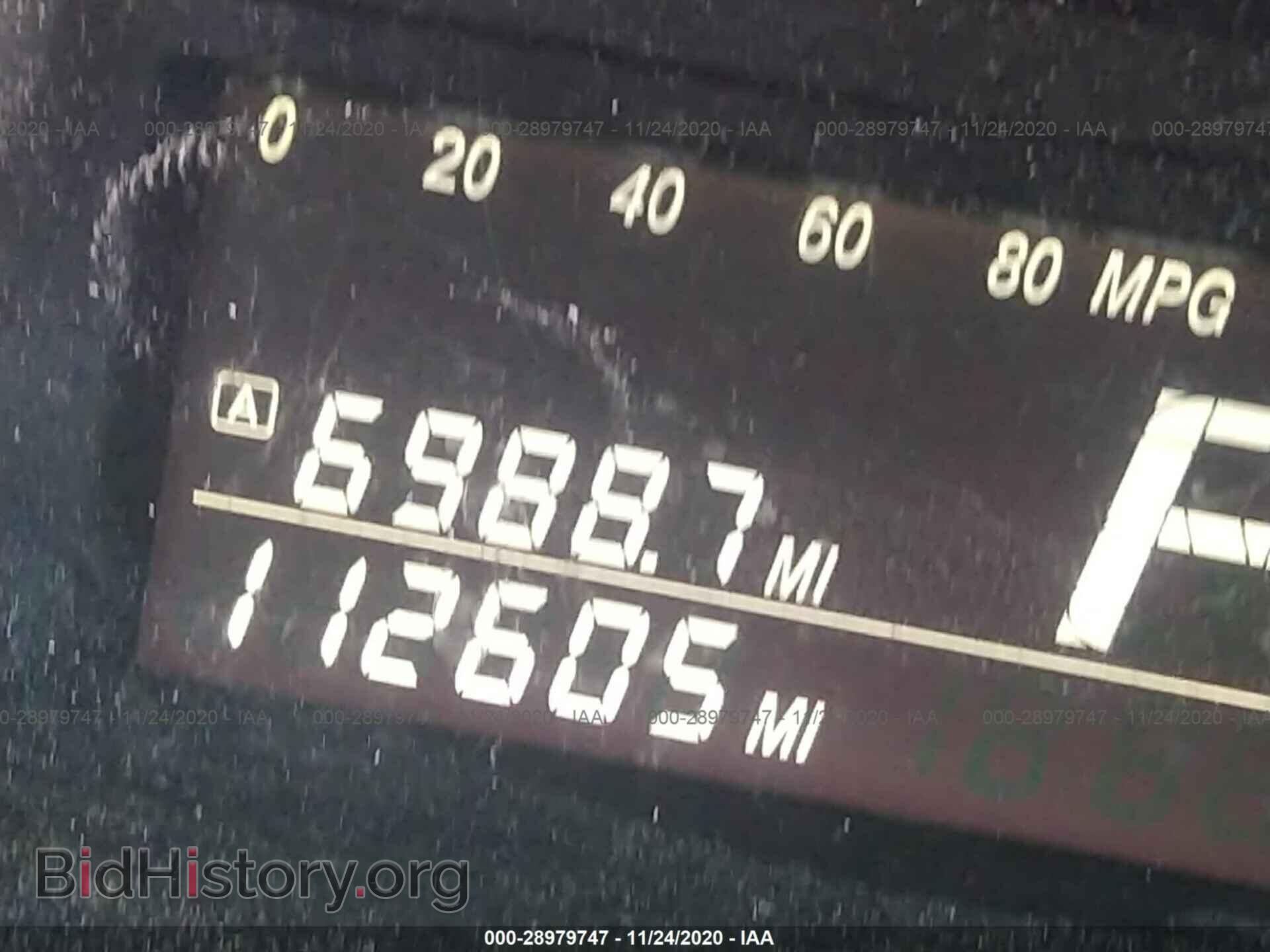 2011 SUZUKI SX4 - VIN: JS2YC5A28B6301662 - Фото 7