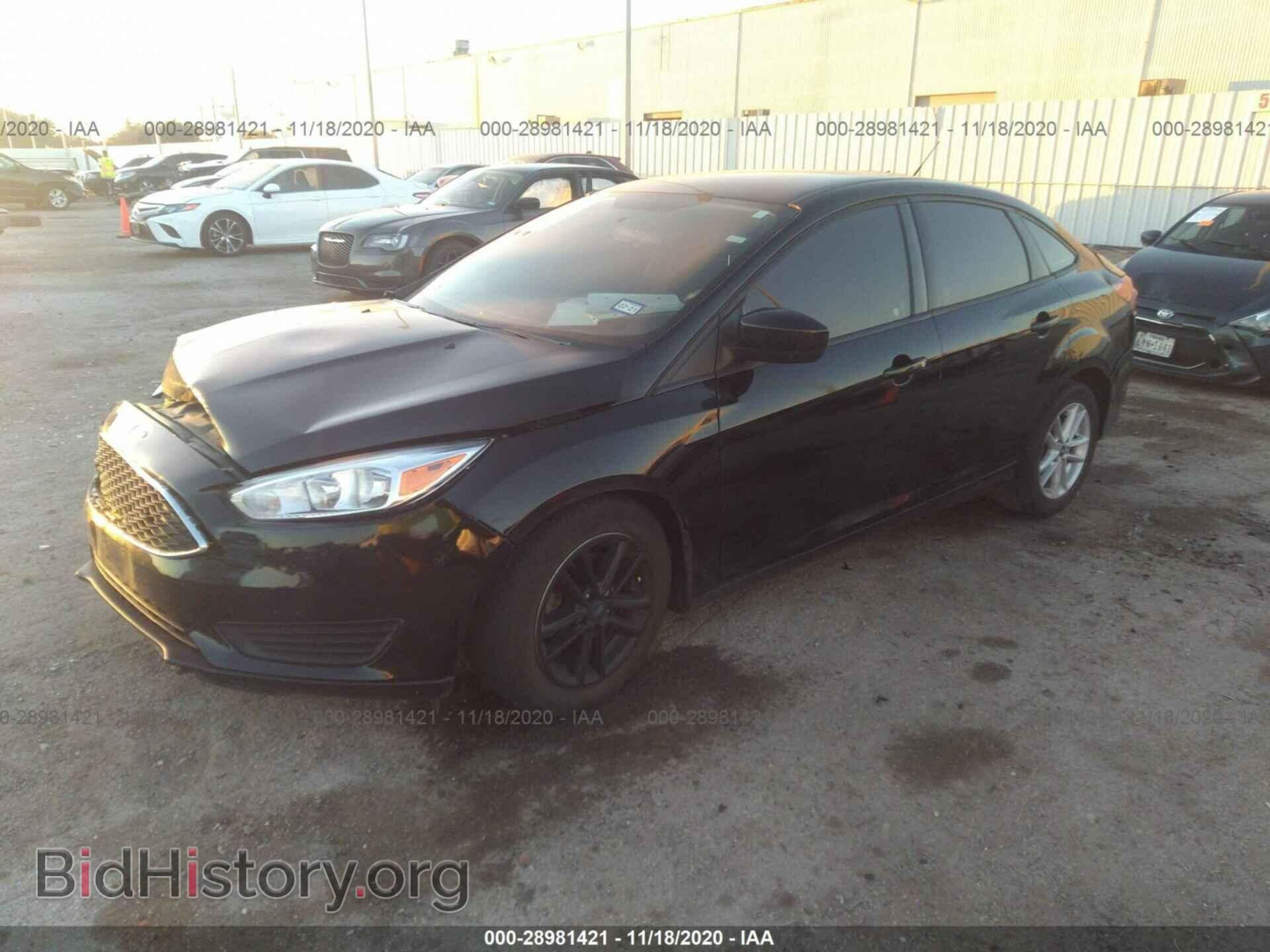2018 FORD FOCUS - VIN: 1FADP3F20JL272464 - Фото 2