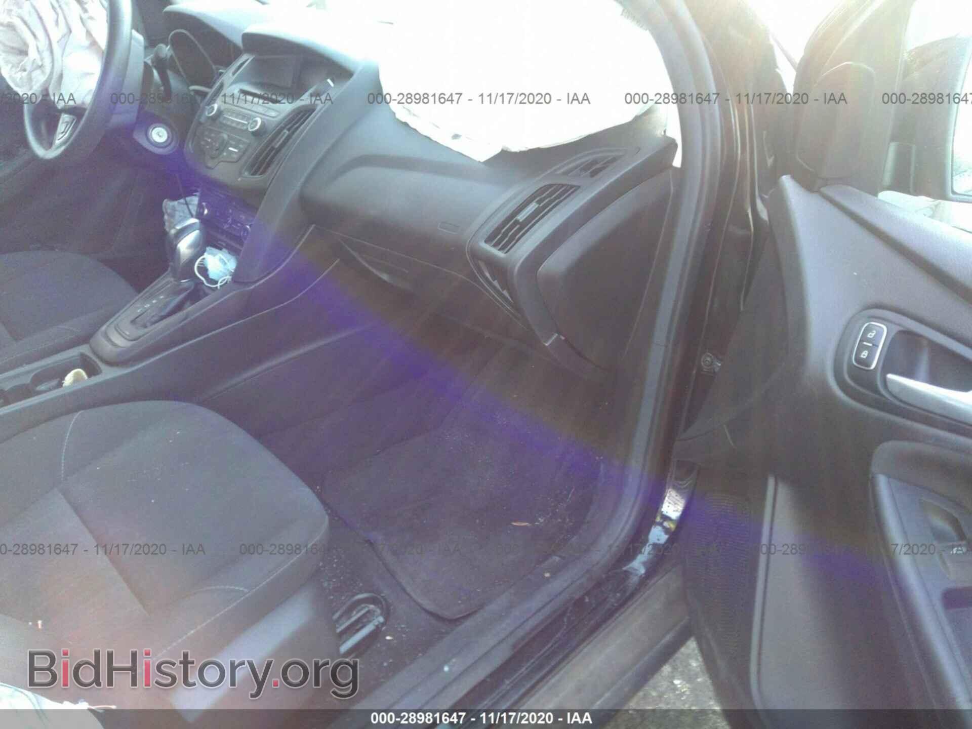 2016 FORD FOCUS - VIN: 1FADP3F27GL372019 - Photo 5