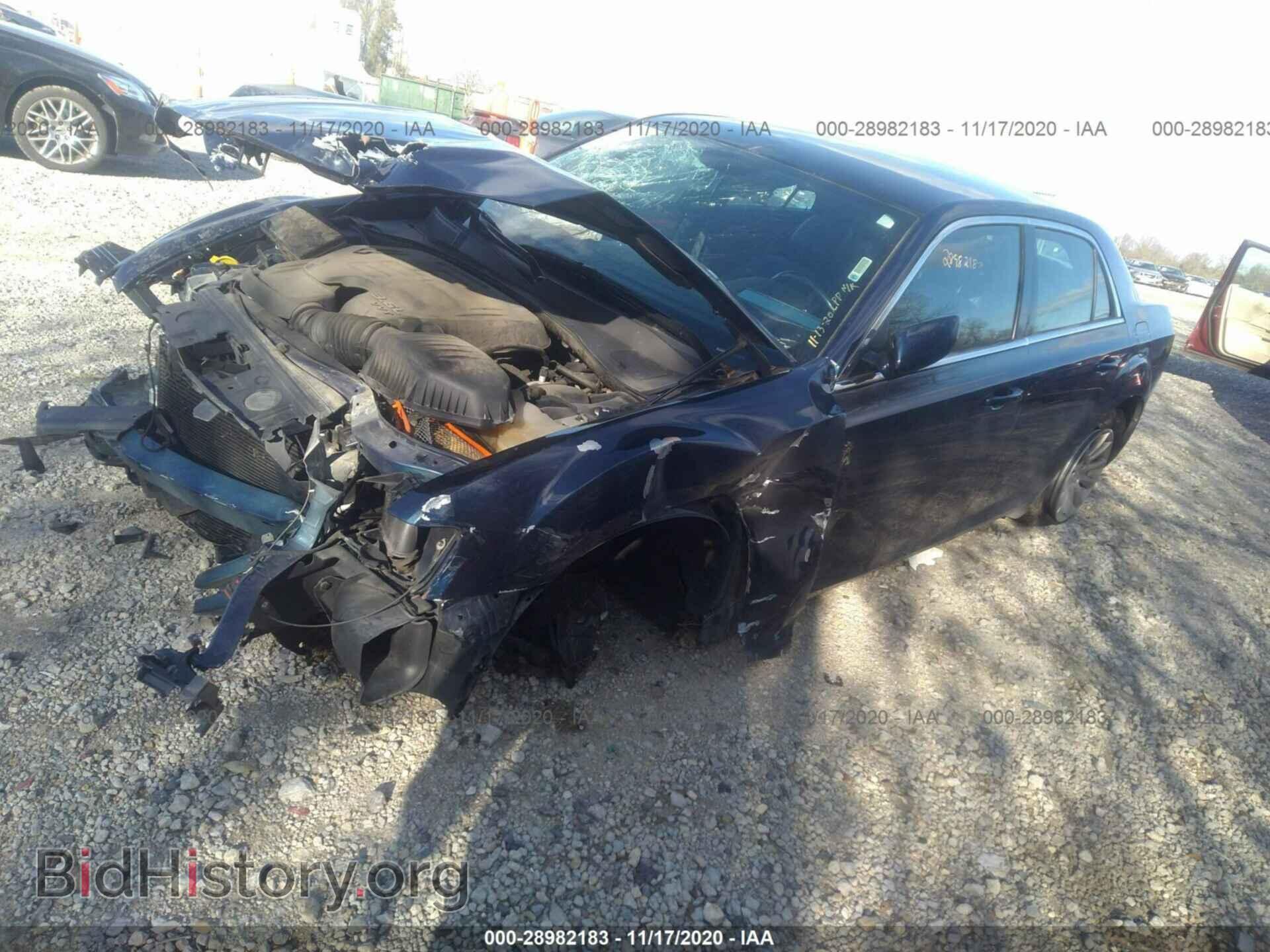 2013 CHRYSLER 300 - VIN: 2C3CCAAG7DH659284 - Photo 2