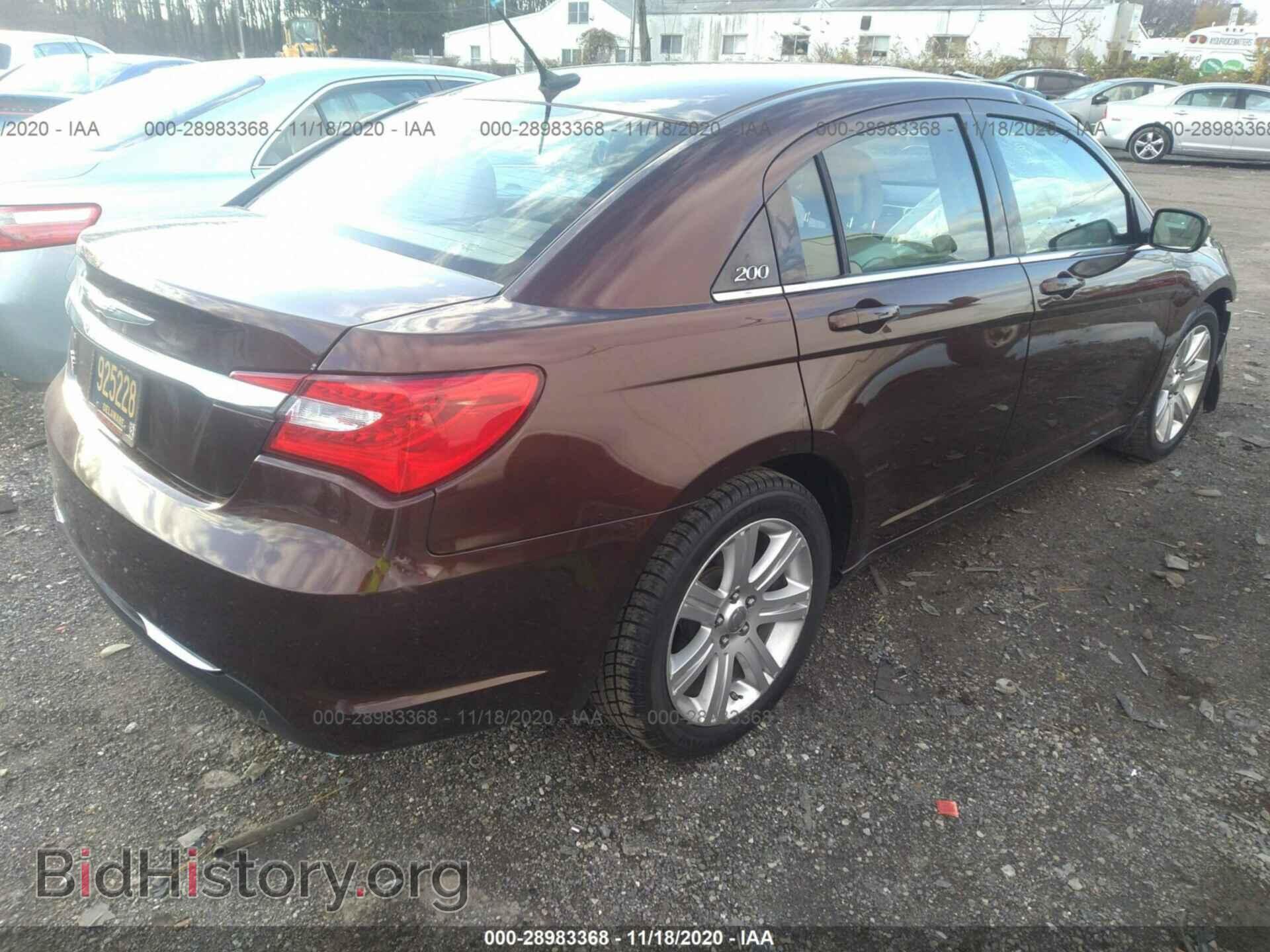 2013 CHRYSLER 200 - VIN: 1C3CCBAB0DN647589 - Фото 4