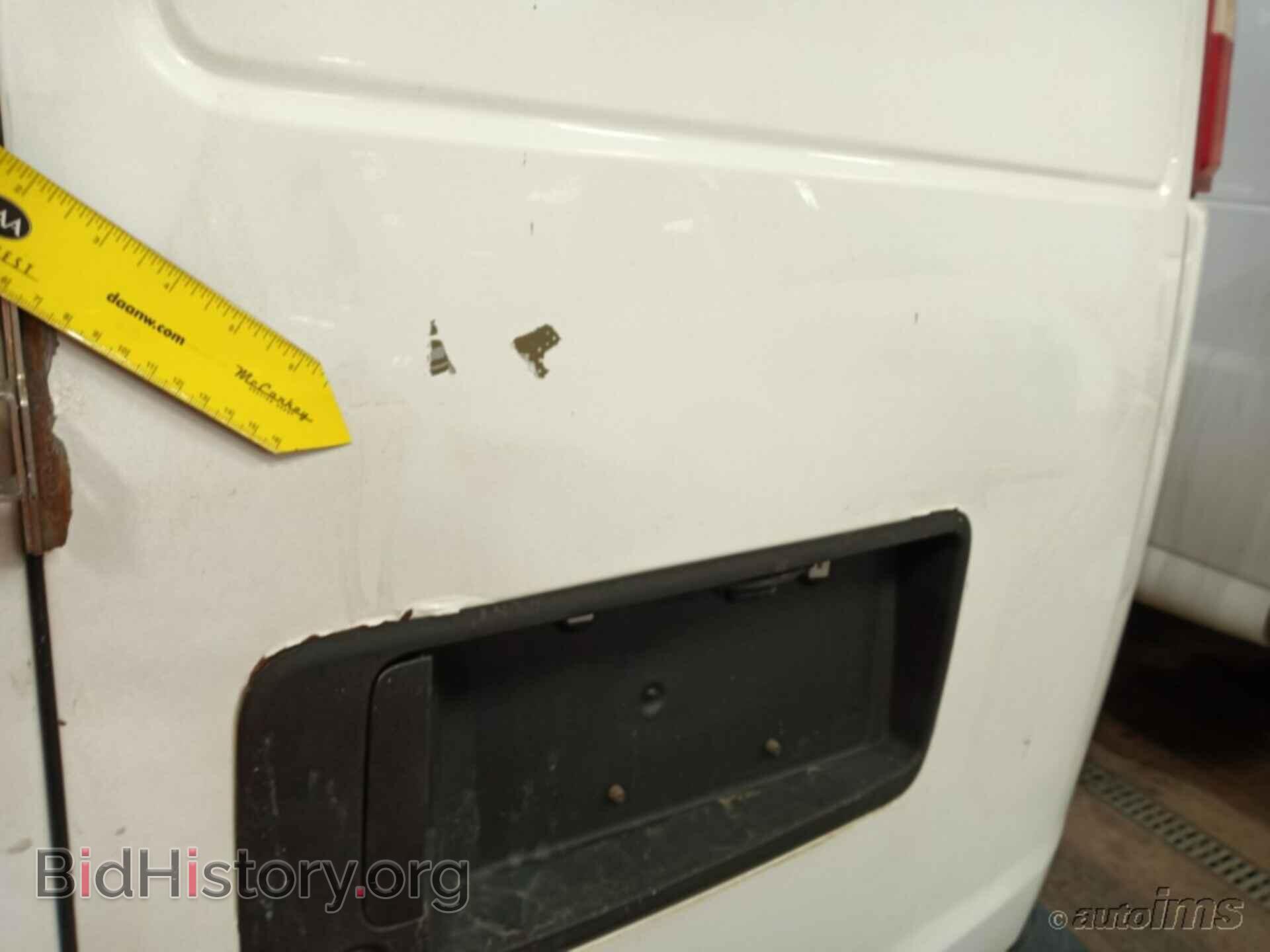 2011 CHEVROLET EXPRESS CARGO VAN - VIN: 1GCWGFCA3B1163817 - Фото 2