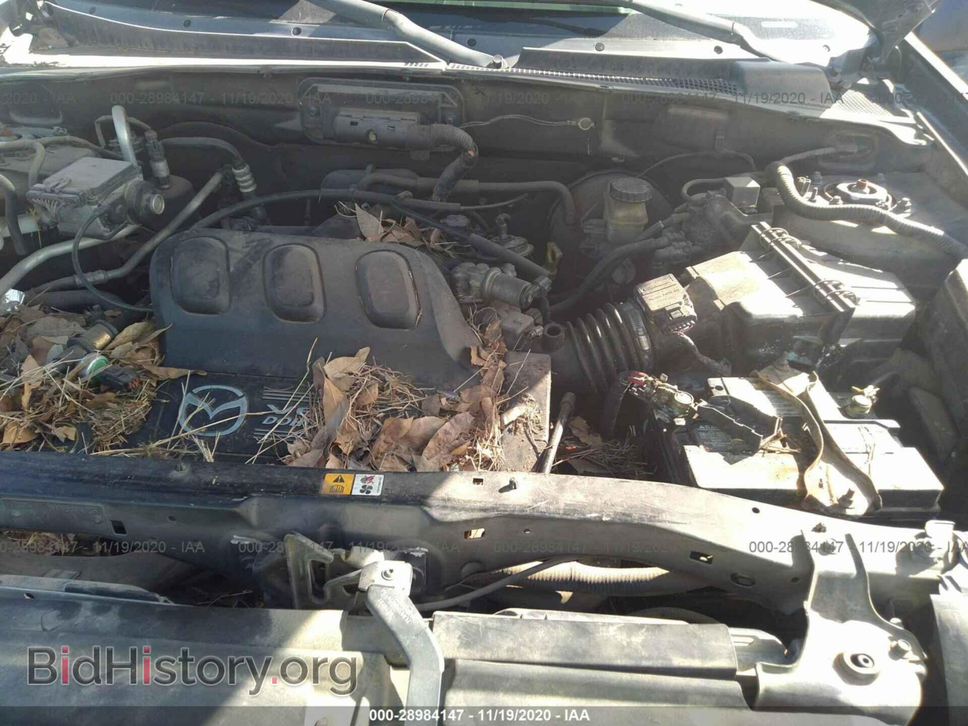 2004 MAZDA TRIBUTE - VIN: 4F2CZ04174KM31192 - Фото 10