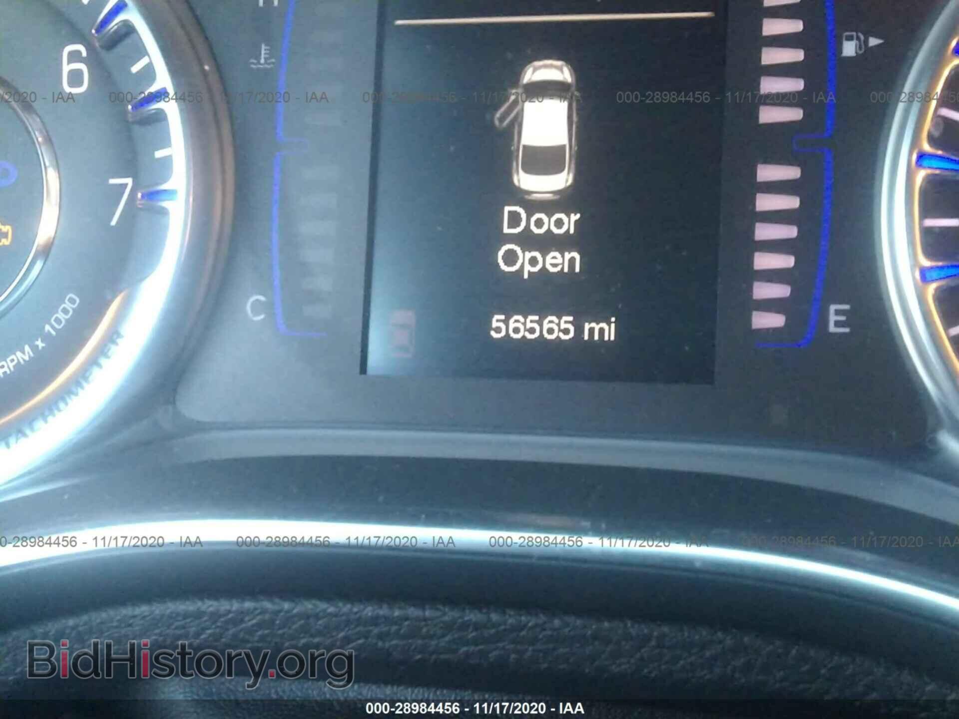 2015 CHRYSLER 200 - VIN: 1C3CCCAB5FN600342 - Фото 7