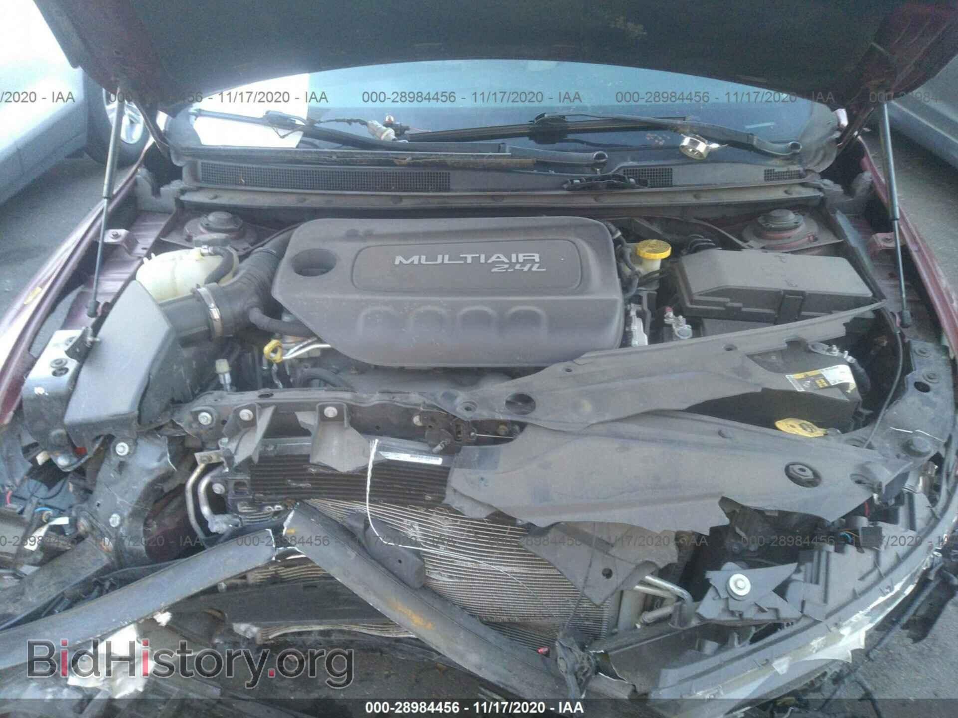 2015 CHRYSLER 200 - VIN: 1C3CCCAB5FN600342 - Фото 10