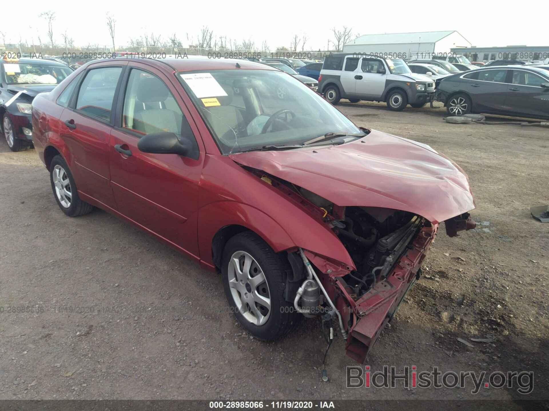 Photo 1FAFP34N75W283181 - FORD FOCUS 2005