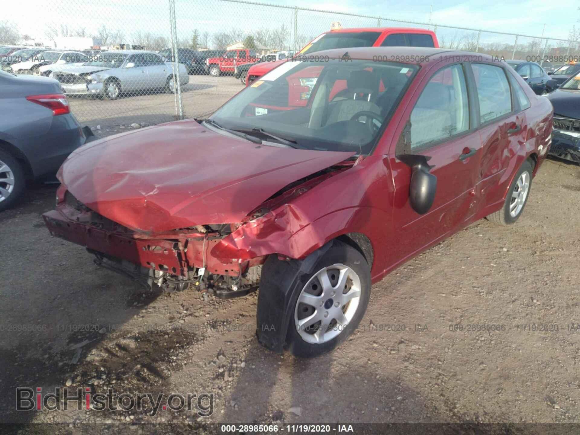 2005 FORD FOCUS - VIN: 1FAFP34N75W283181 - Фото 2