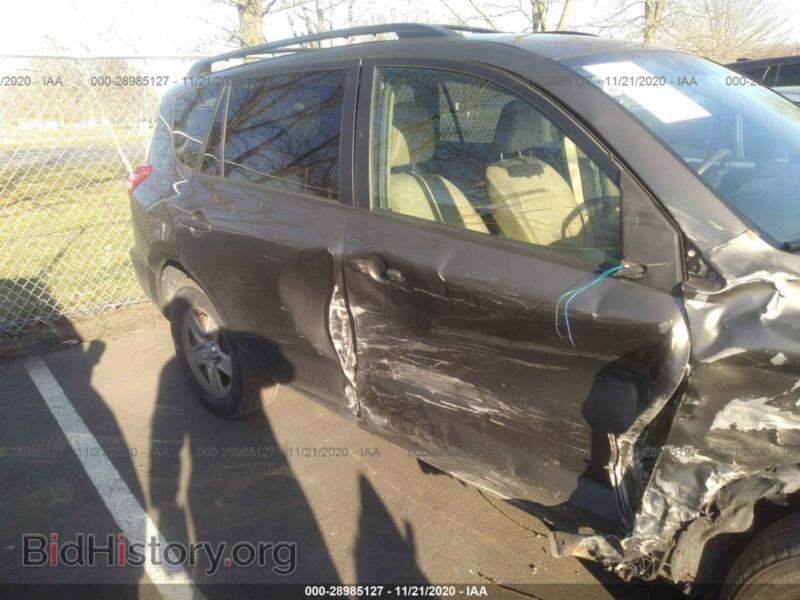 2011 Toyota RAV4 (VIN 2T3BF4DV5BW163018) — photo 6 of 11