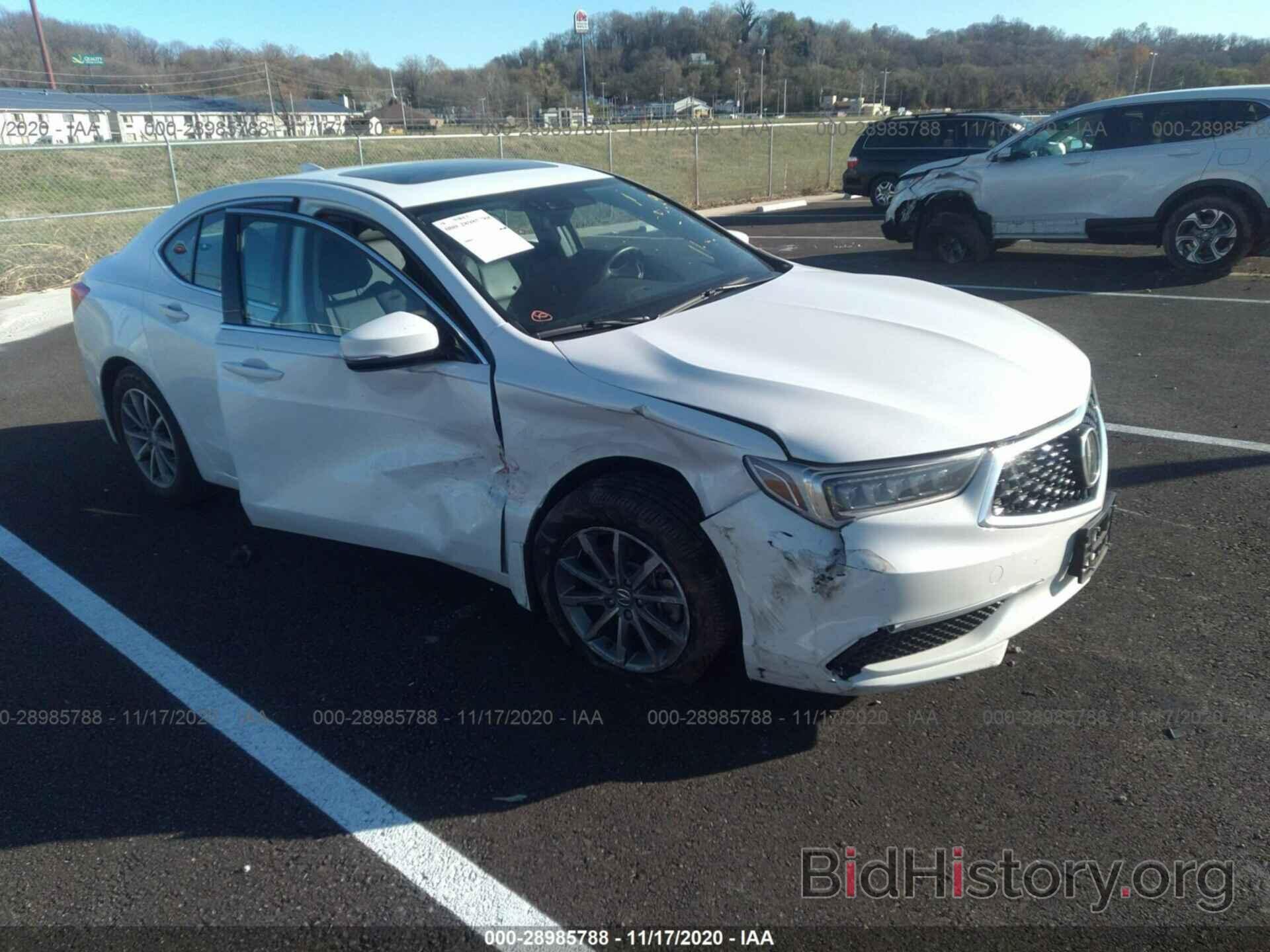 Photo 19UUB1F55LA004775 - ACURA TLX 2020