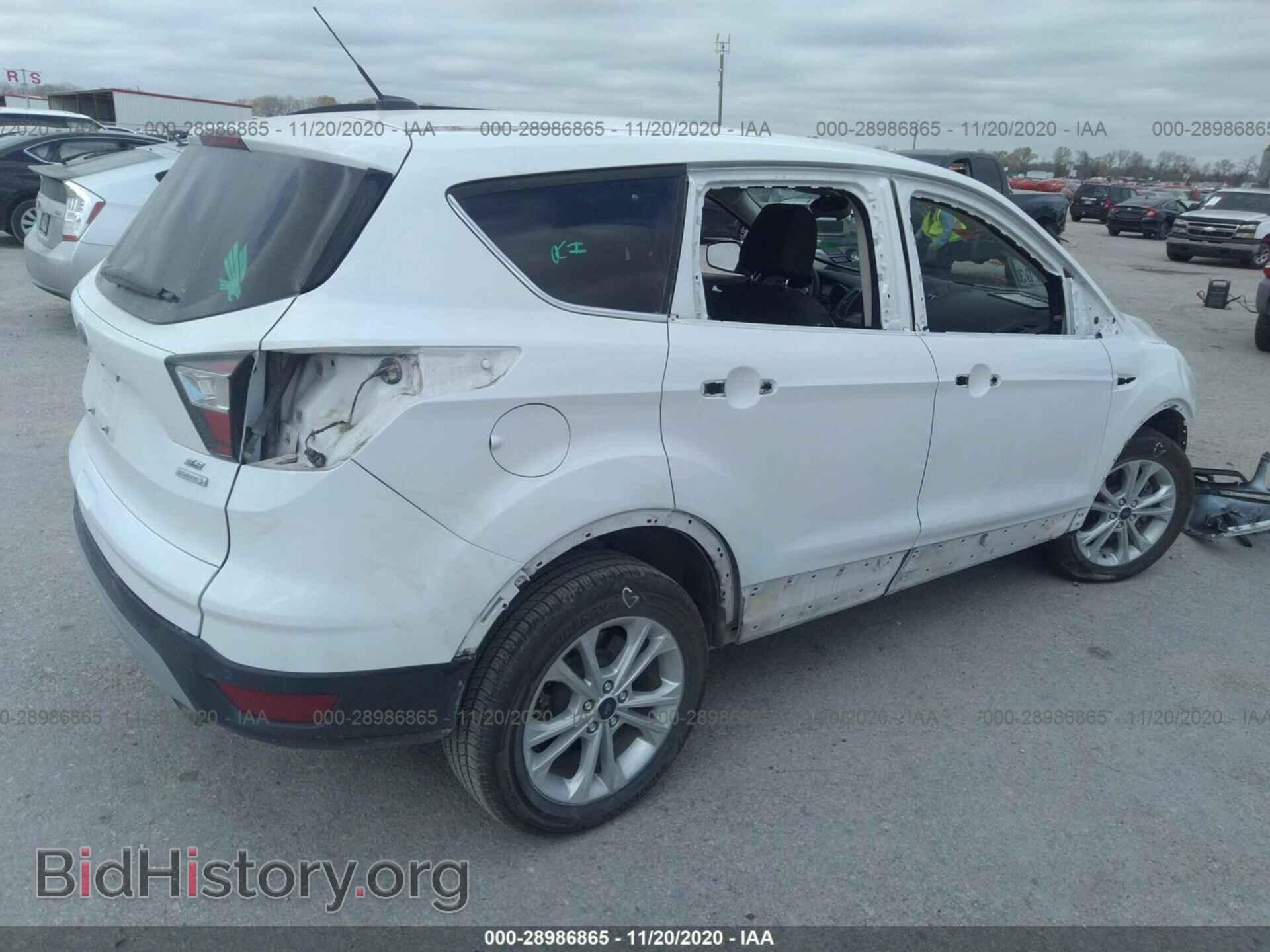2017 FORD ESCAPE - VIN: 1FMCU0G98HUB90703 - Фото 4