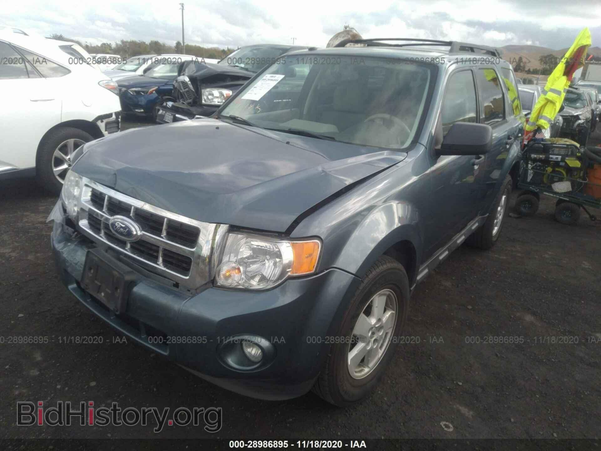2012 FORD ESCAPE - VIN: 1FMCU0DG2CKC19202 - Photo 2