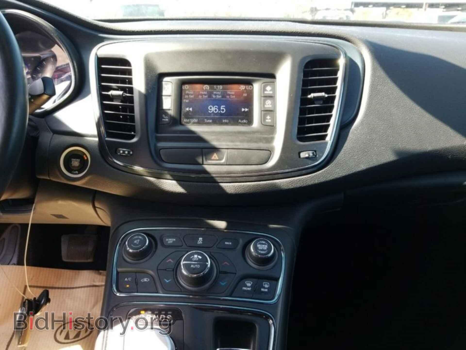 2017 CHRYSLER 200 - VIN: 1C3CCCBB1HN503544 - Фото 6