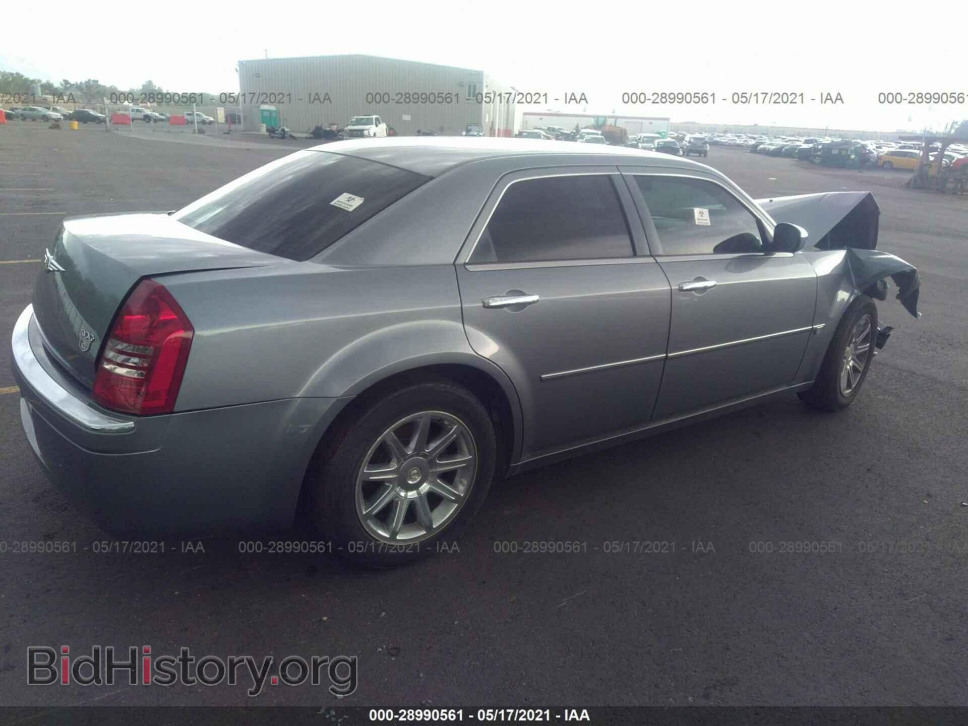 2006 CHRYSLER 300 - VIN: 2C3KA63H26H289448 - Фото 4