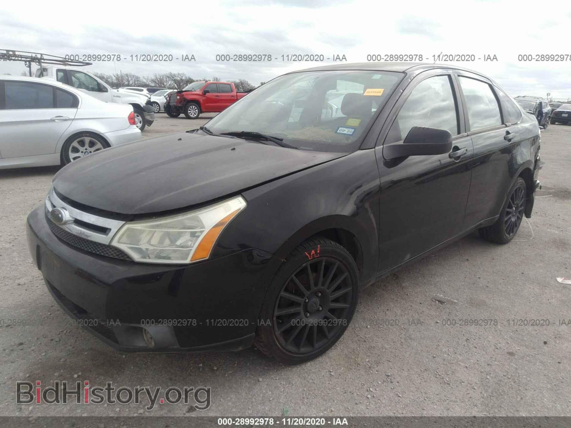 2009 FORD FOCUS - VIN: 1FAHP36N49W152690 - Photo 2