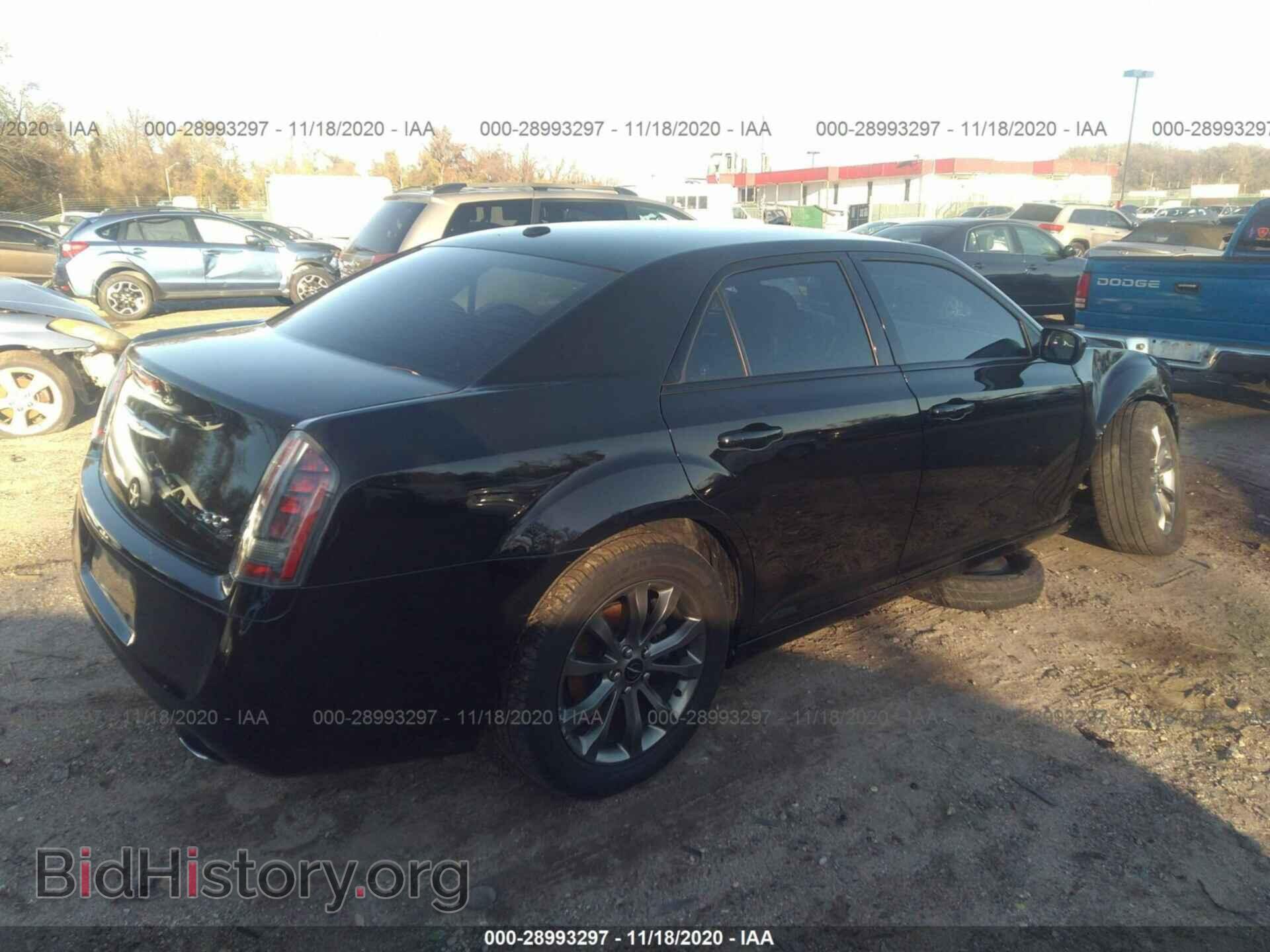 2014 CHRYSLER 300 - VIN: 2C3CCAGG2EH229459 - Фото 4
