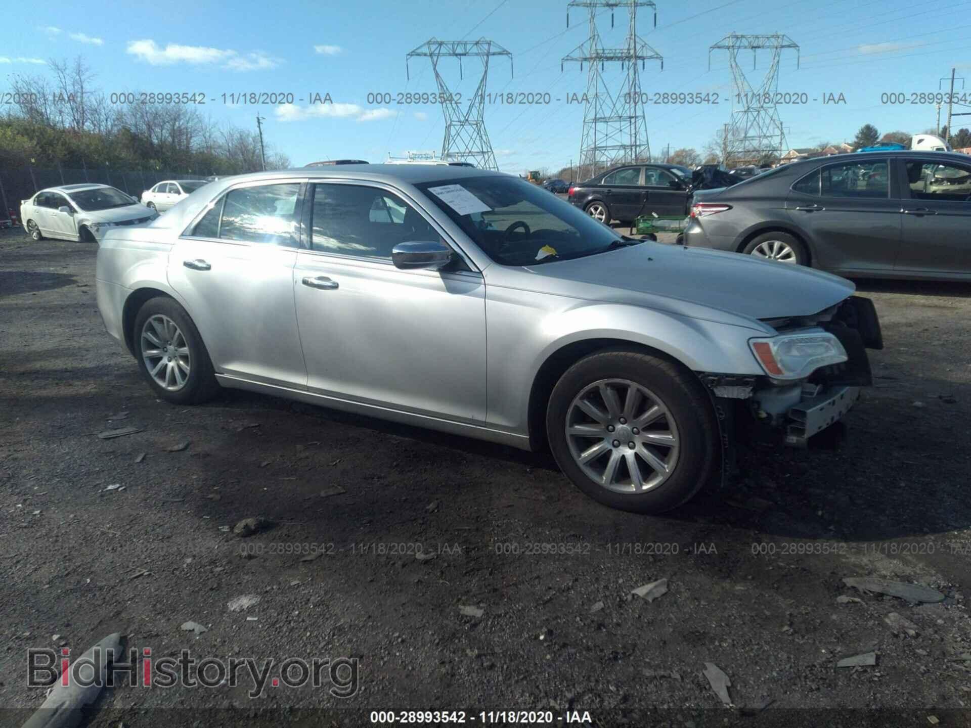 Фотография 2C3CCAET9CH250645 - CHRYSLER 300 2012