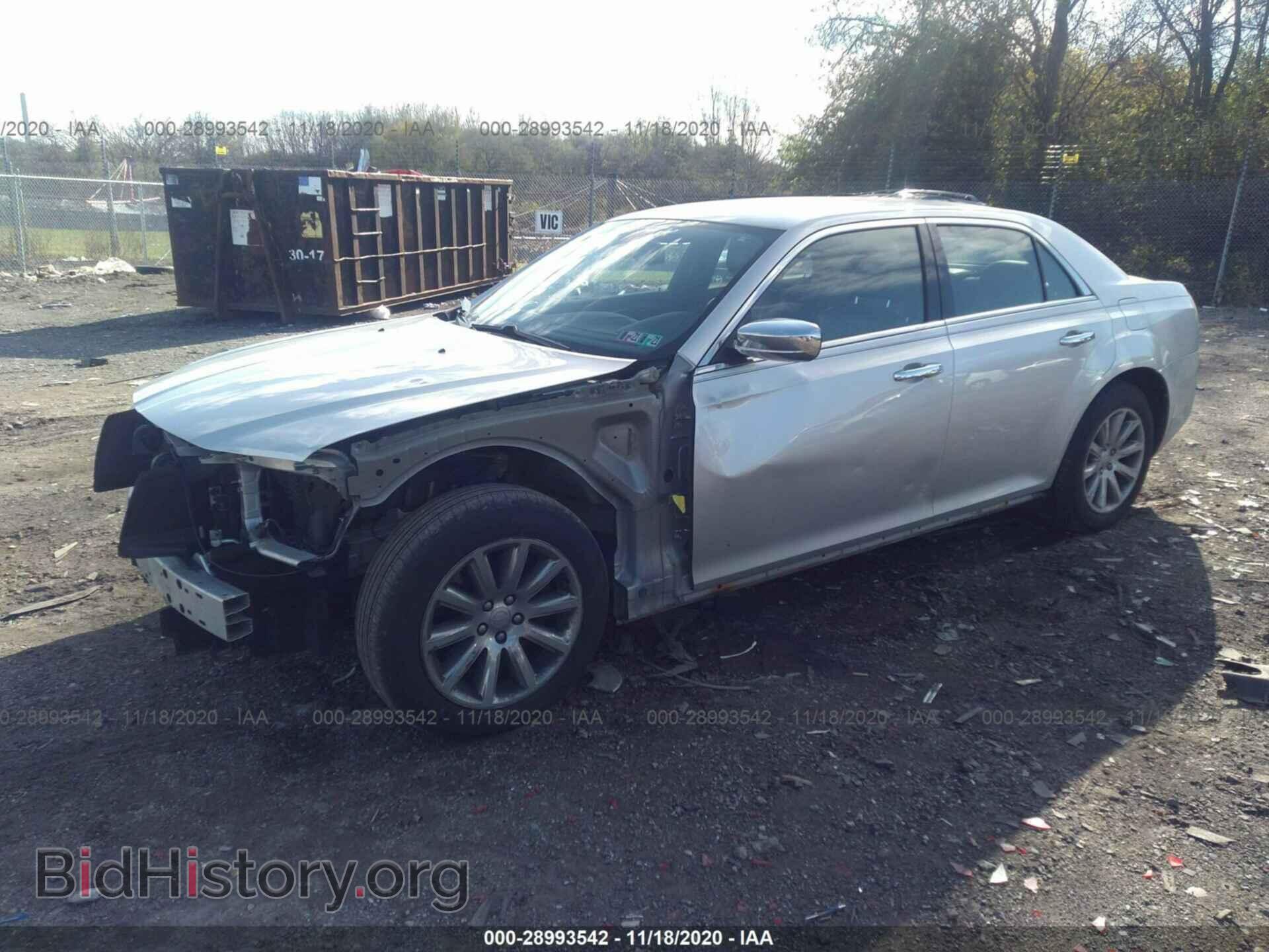 2012 CHRYSLER 300 - VIN: 2C3CCAET9CH250645 - Фото 2