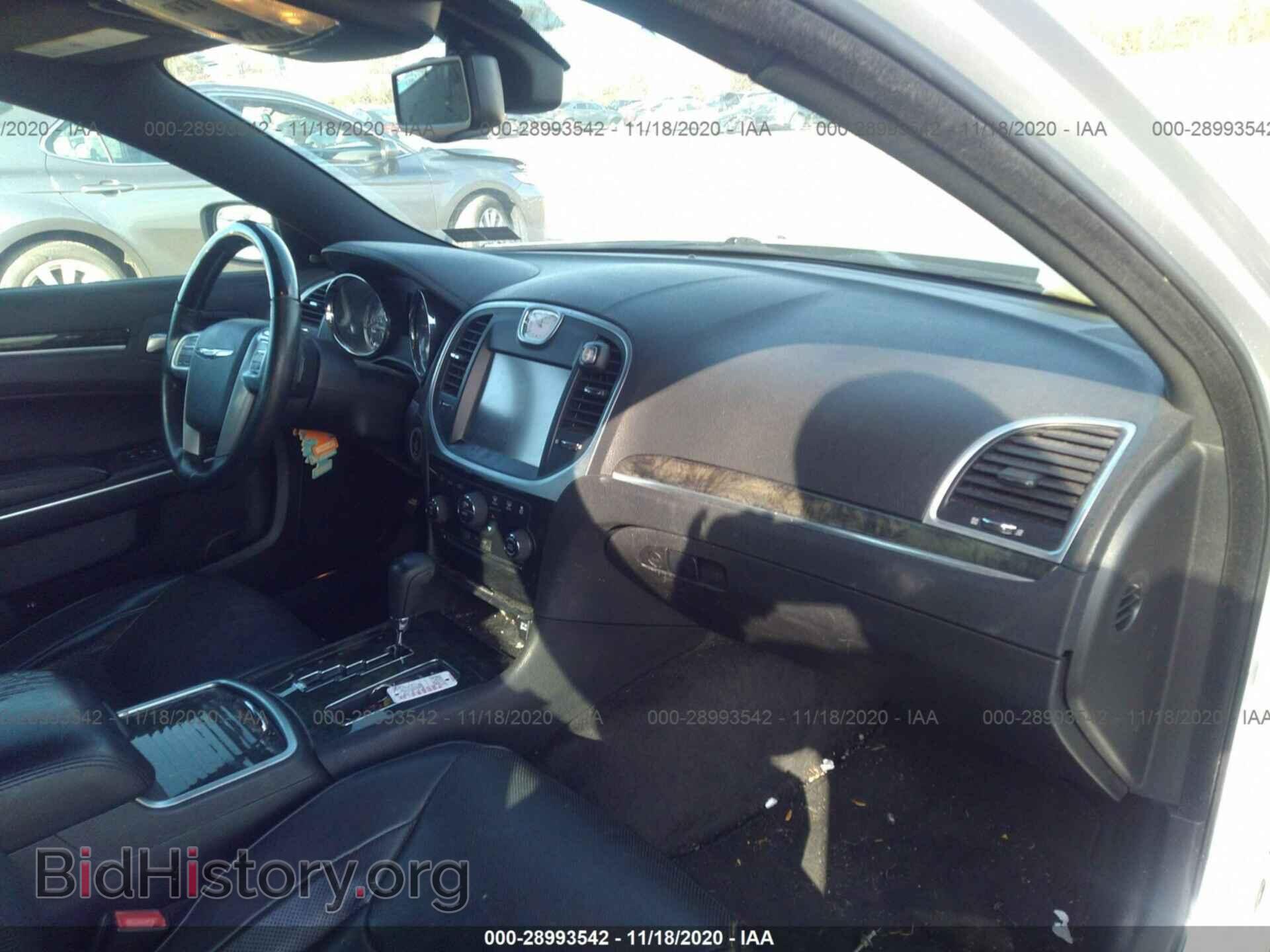 2012 CHRYSLER 300 - VIN: 2C3CCAET9CH250645 - Фото 5