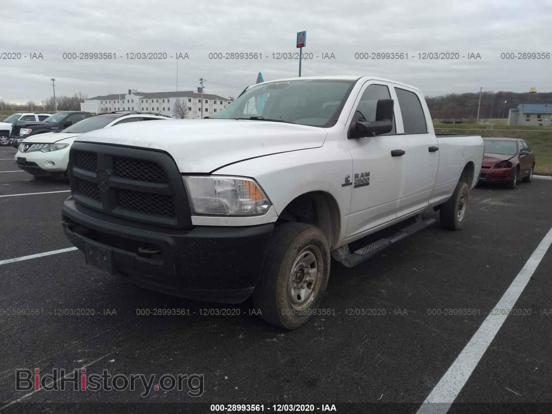 2018 RAM 2500 - VIN: 3C6UR5HL4JG326469 - Фото 2