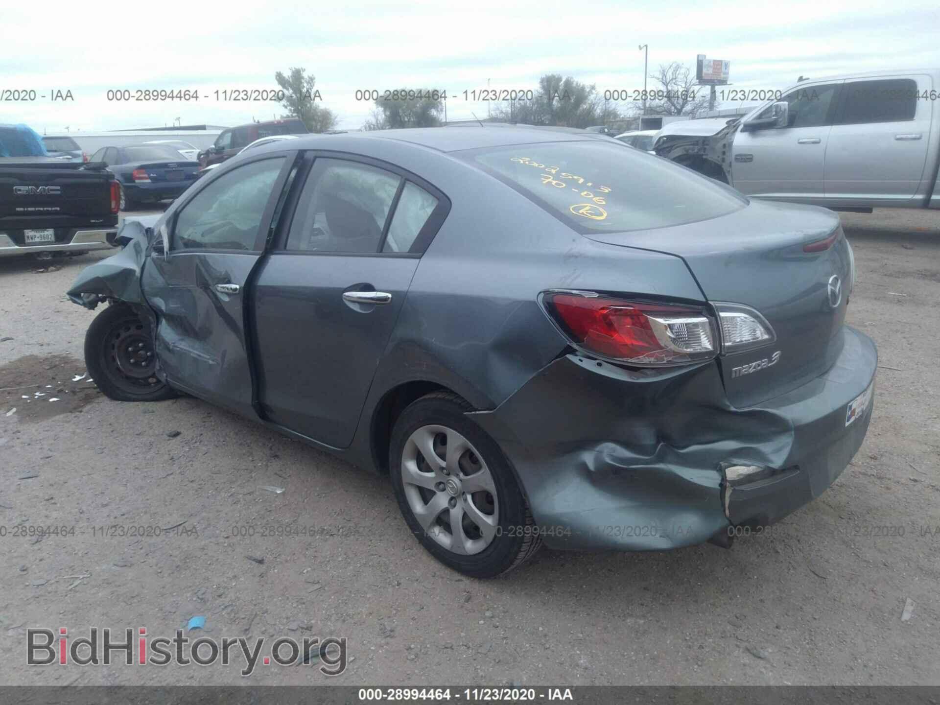 2013 MAZDA MAZDA3 - VIN: JM1BL1TF4D1747512 - Фото 3