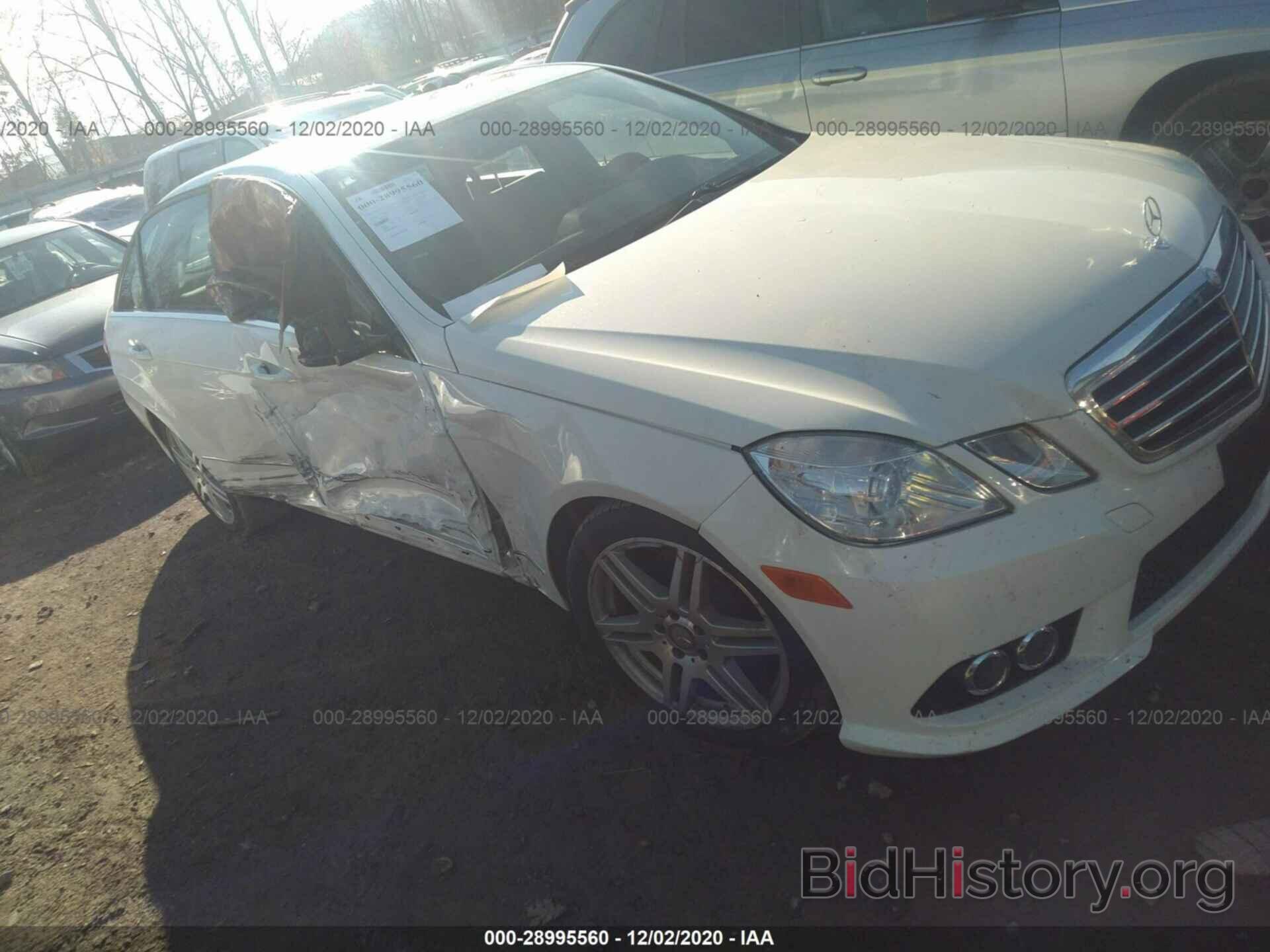 Photo WDDHF8HBXAA140810 - MERCEDES-BENZ E-CLASS 2010