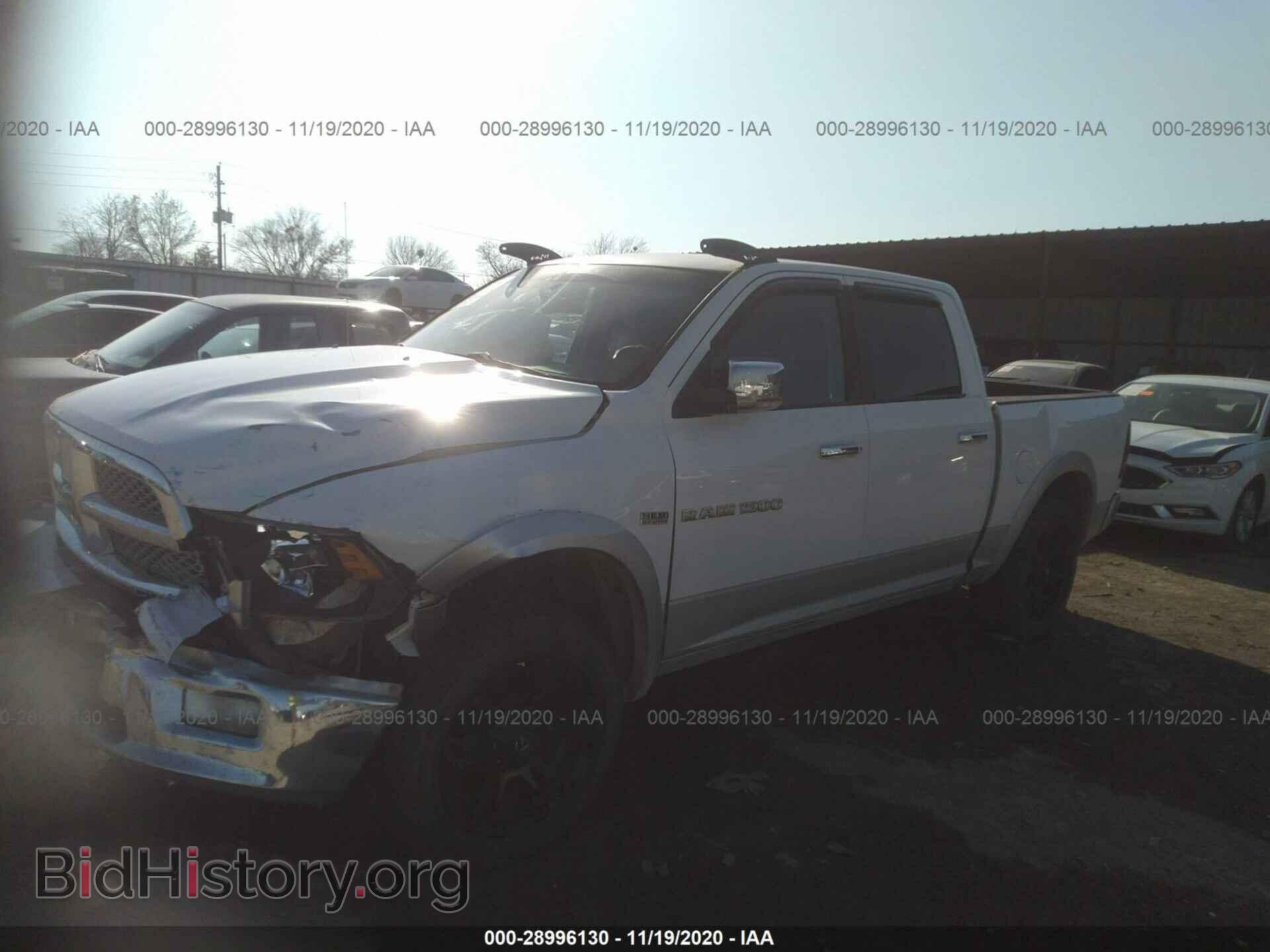 2012 RAM 1500 - VIN: 1C6RD7NT0CS204661 - Photo 2