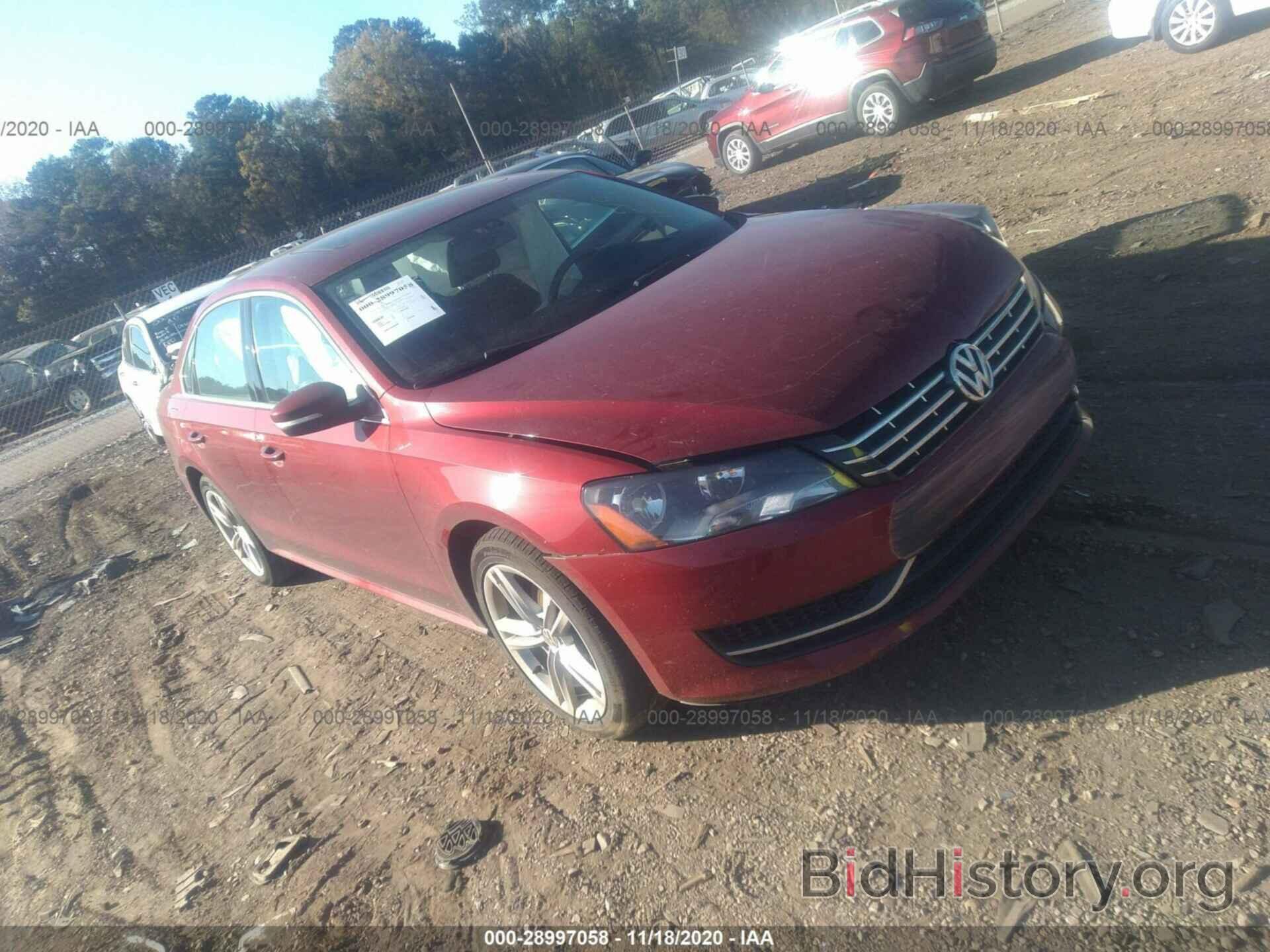 Photo 1VWBV7A33FC012532 - VOLKSWAGEN PASSAT 2015