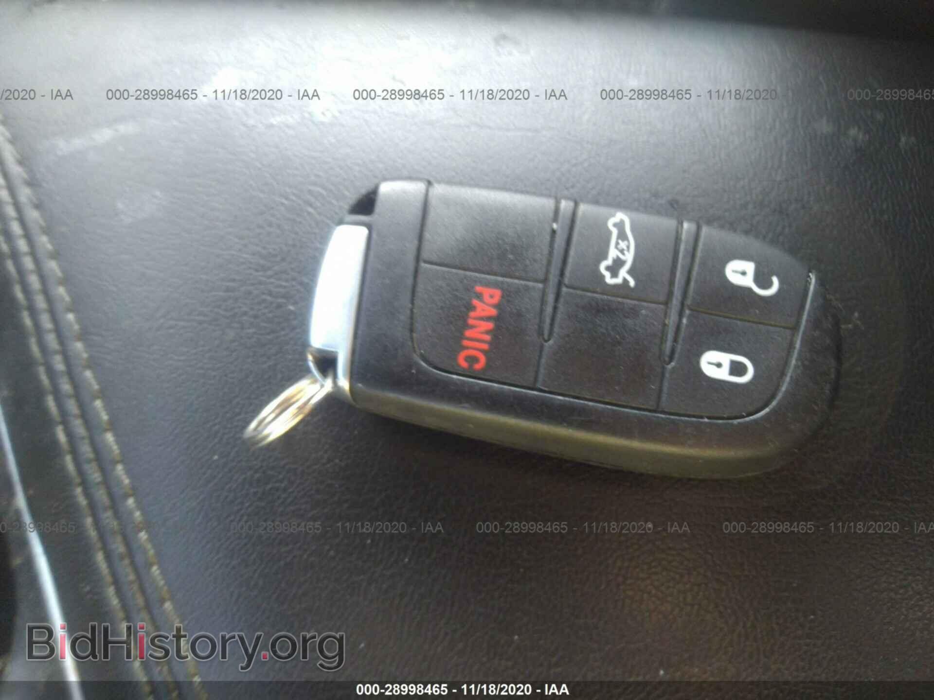 2018 DODGE CHALLENGER - VIN: 2C3CDZAG4JH328184 - Фото 11