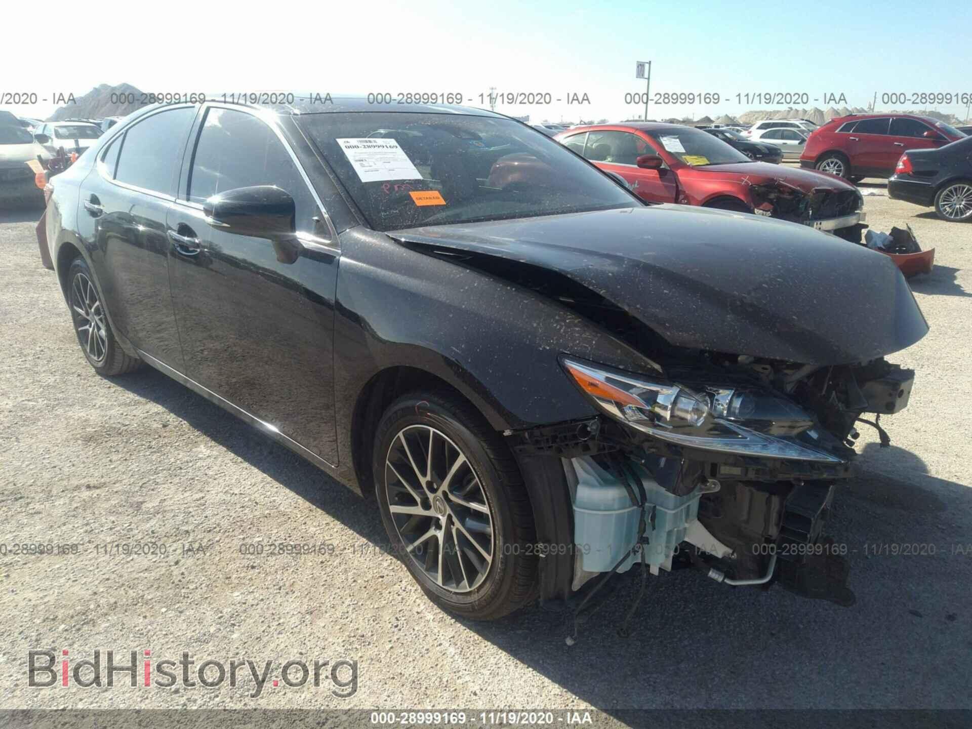 Photo JTHBK1GG8H2253237 - LEXUS ES 2017