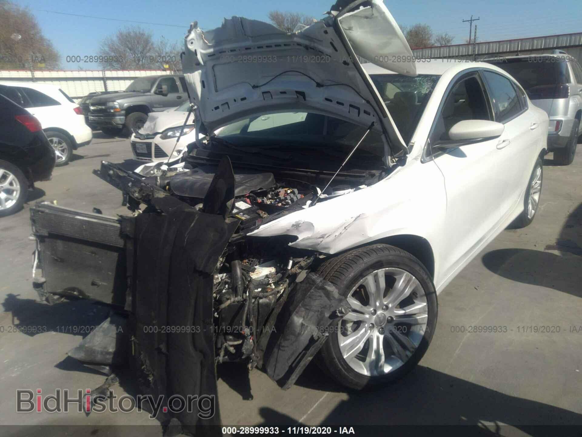 2015 CHRYSLER 200 - VIN: 1C3CCCAB2FN689870 - Фото 2